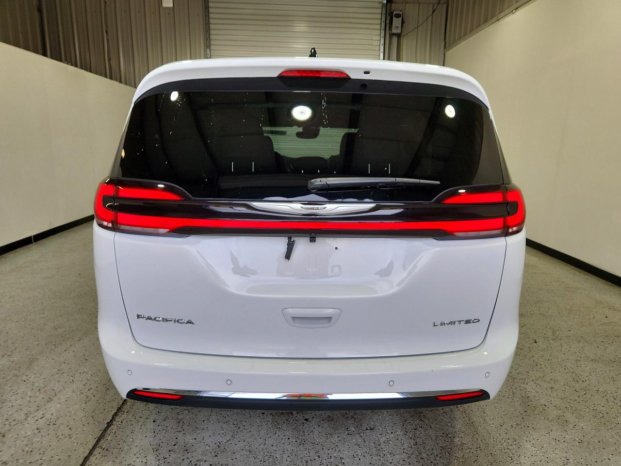 2026 Chrysler Pacifica Limited Белый vin: 2C4RC1GG9TR178930