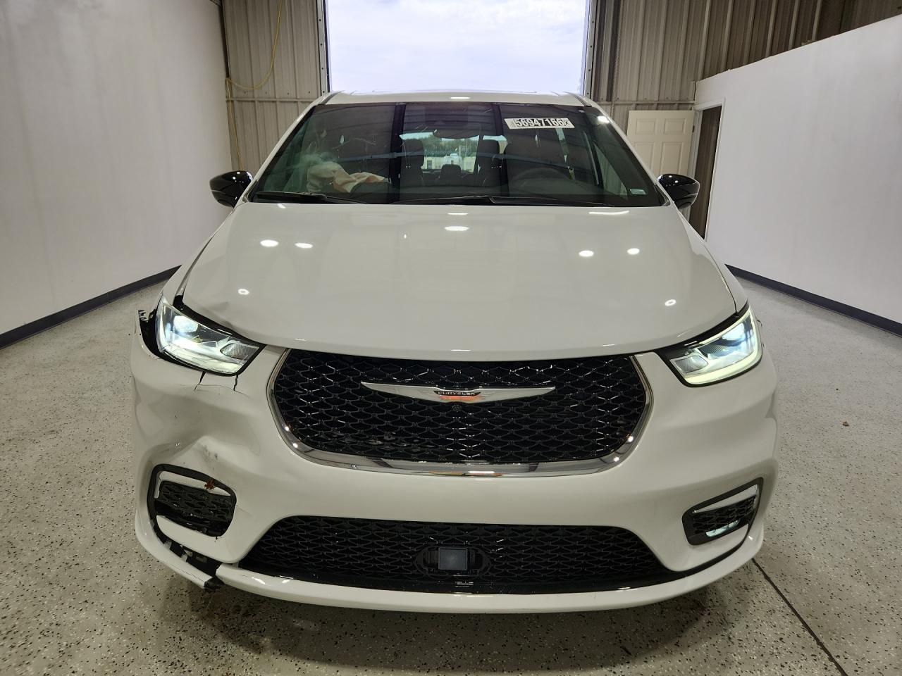 2026 Chrysler Pacifica Limited Белый vin: 2C4RC1GG9TR178930 Damage: Front Bumper Reinforcement, Broken, Replacement Required