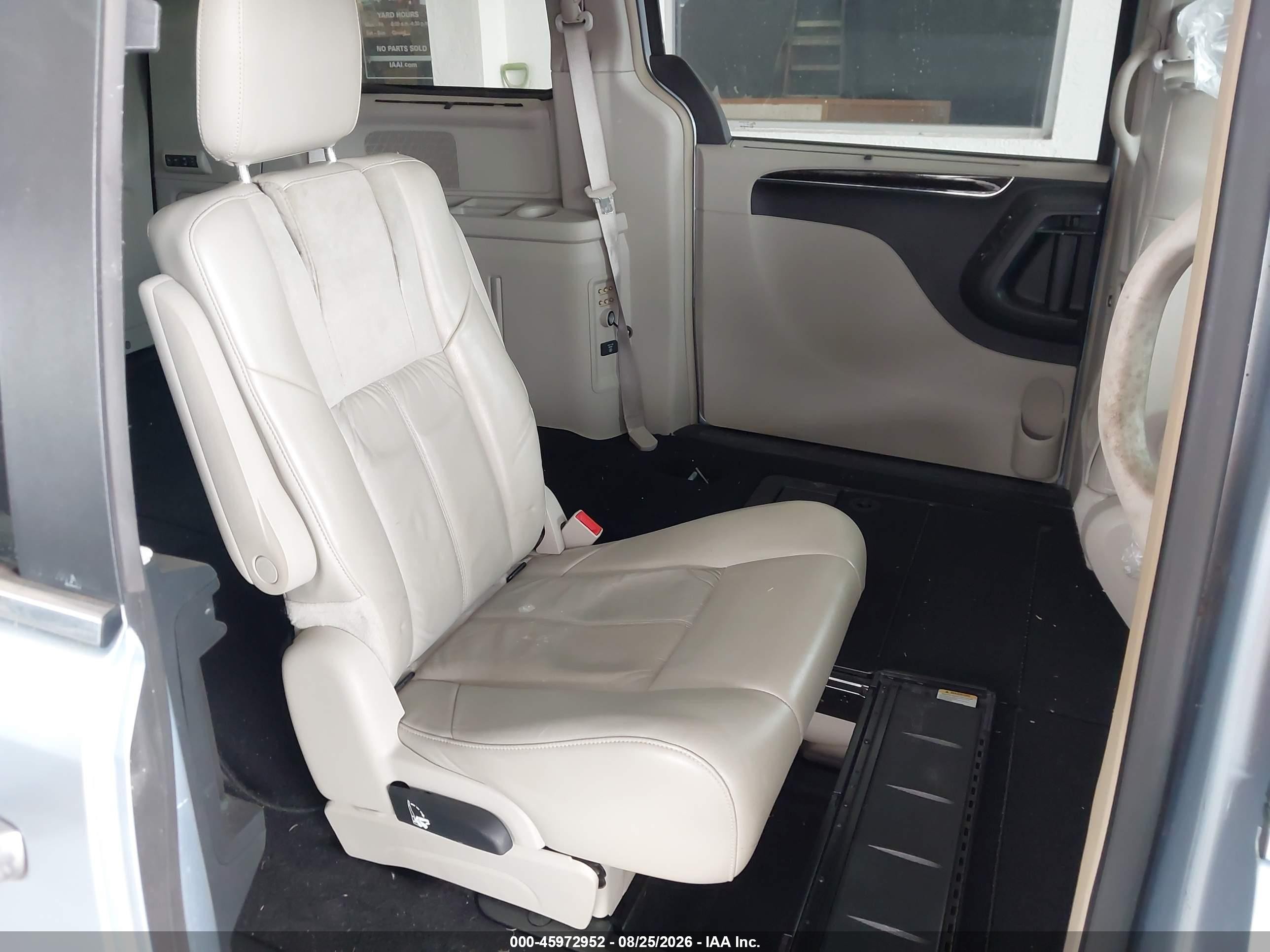 2012 Chrysler Town & Country Limited Blue vin: 2C4RC1GGXCR327720