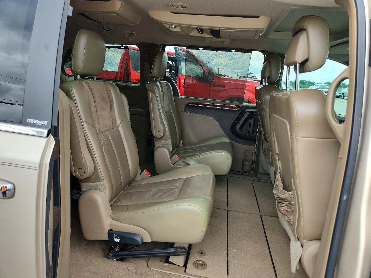 2013 Chrysler Town & Country Limited Gold vin: 2C4RC1GGXDR753554