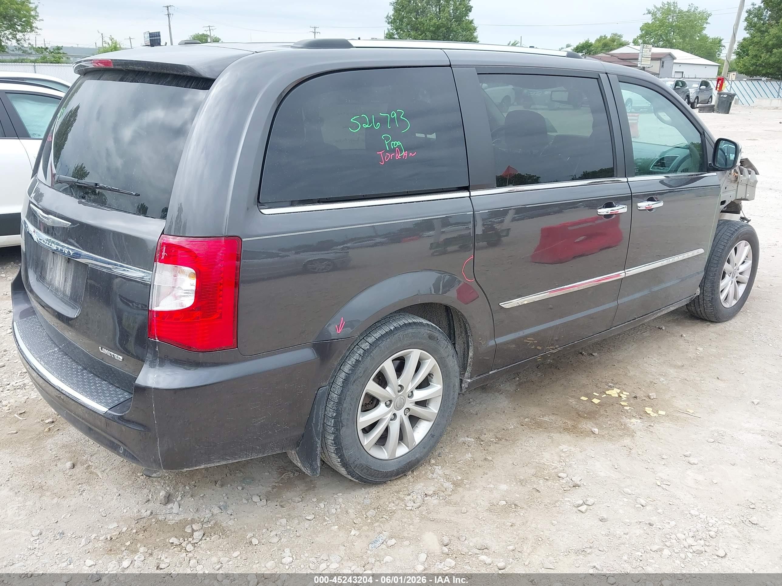 2015 Chrysler Town & Country Limited Platinum Gray vin: 2C4RC1GGXFR655868