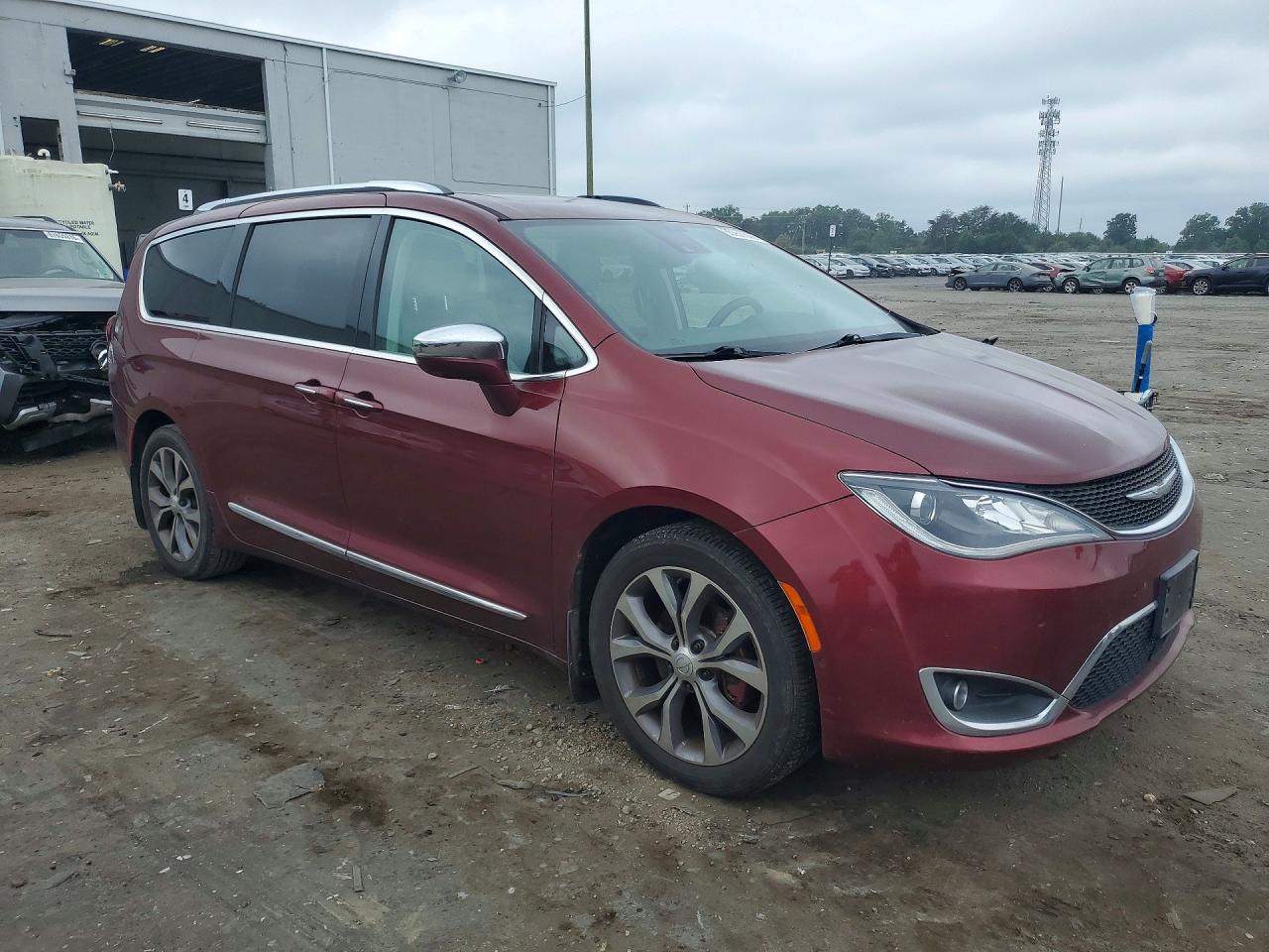 2017 Chrysler Pacifica Limited Красный vin: 2C4RC1GGXHR533286
