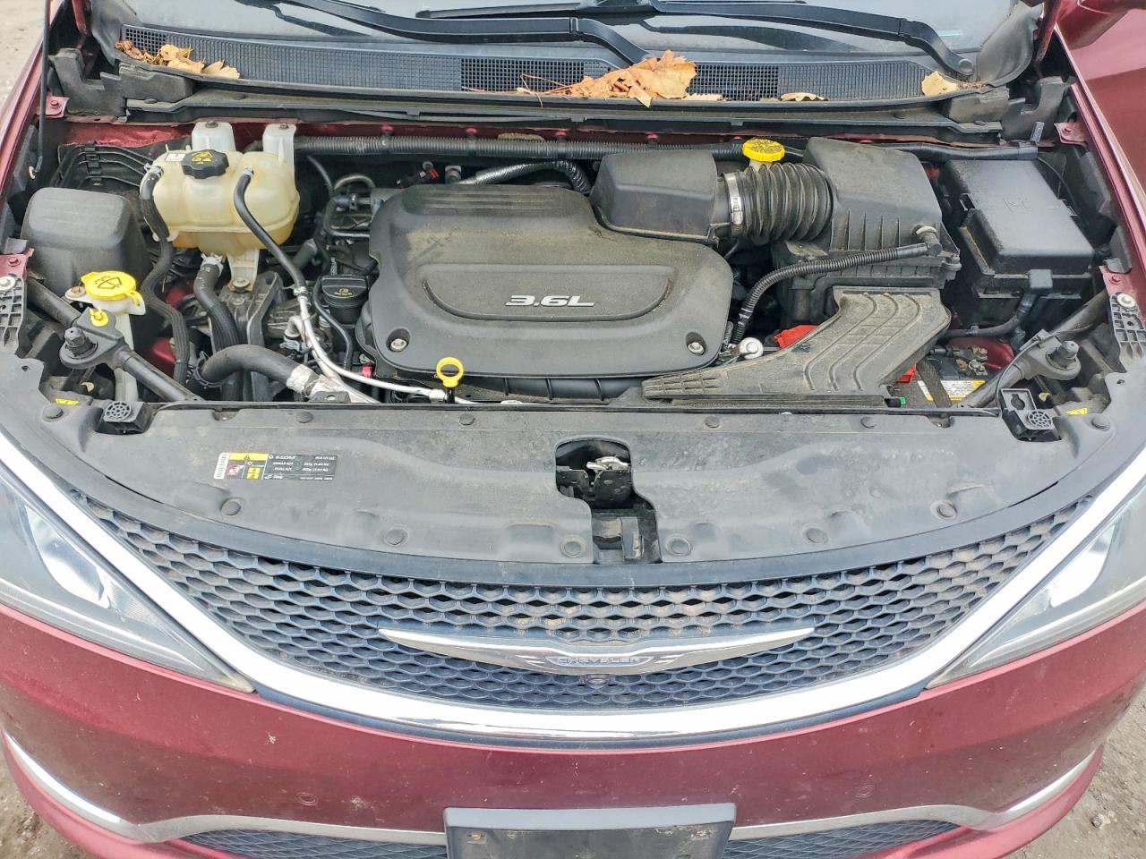 2017 Chrysler Pacifica Limited Красный vin: 2C4RC1GGXHR533286