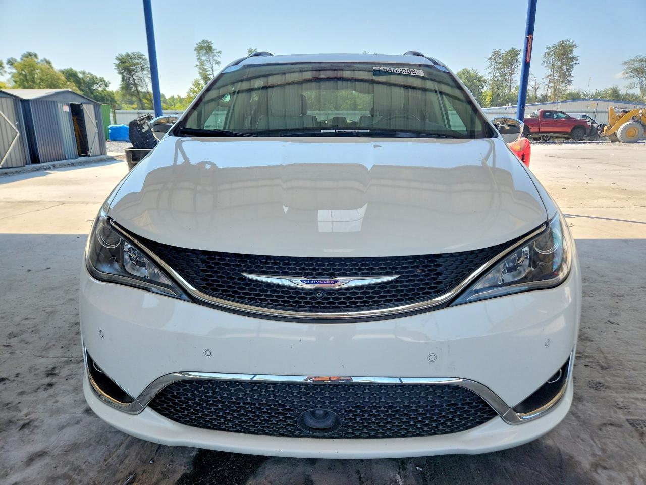 2018 Chrysler Pacifica Limited White vin: 2C4RC1GGXJR321865