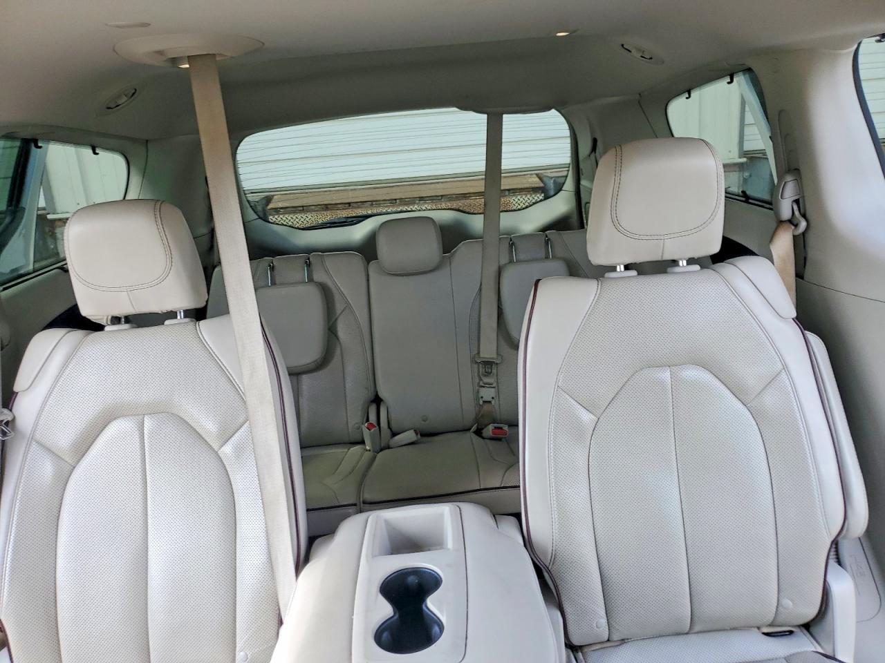 2020 Chrysler Pacifica Limited White vin: 2C4RC1GGXLR164681
