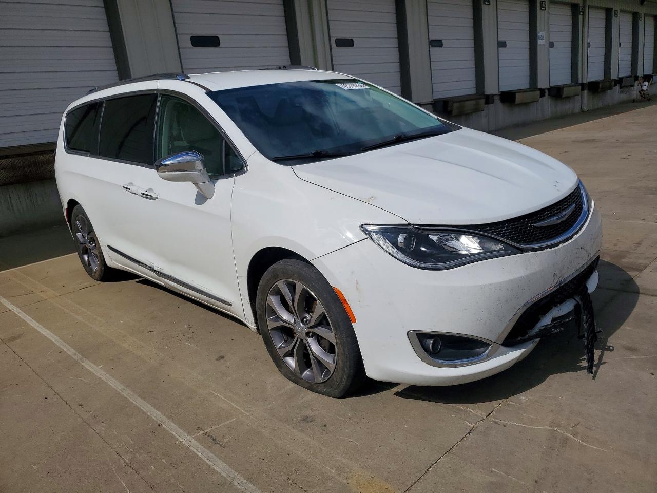 2020 Chrysler Pacifica Limited White vin: 2C4RC1GGXLR164681