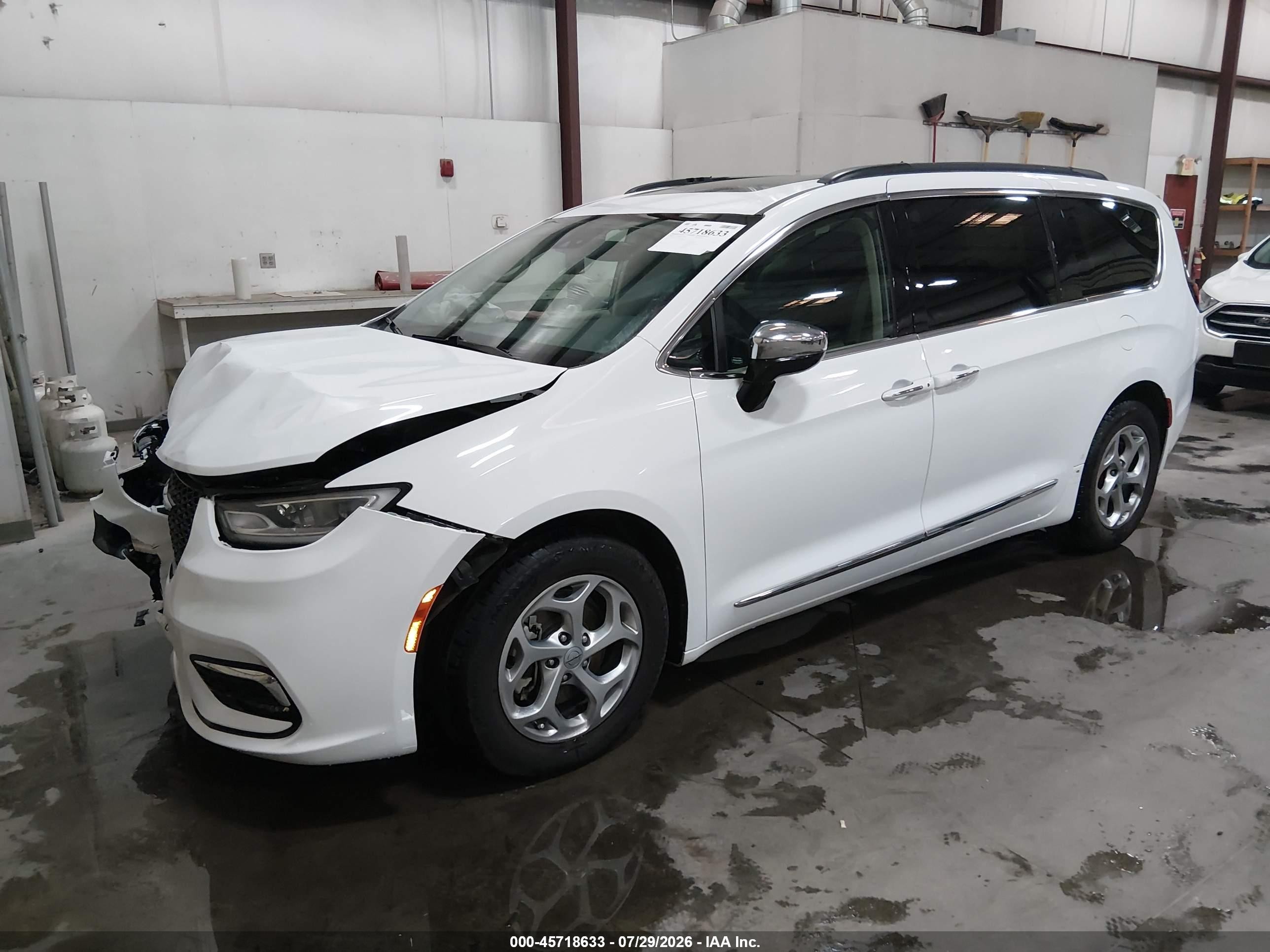 2023 Chrysler Pacifica Limited White vin: 2C4RC1GGXPR515806