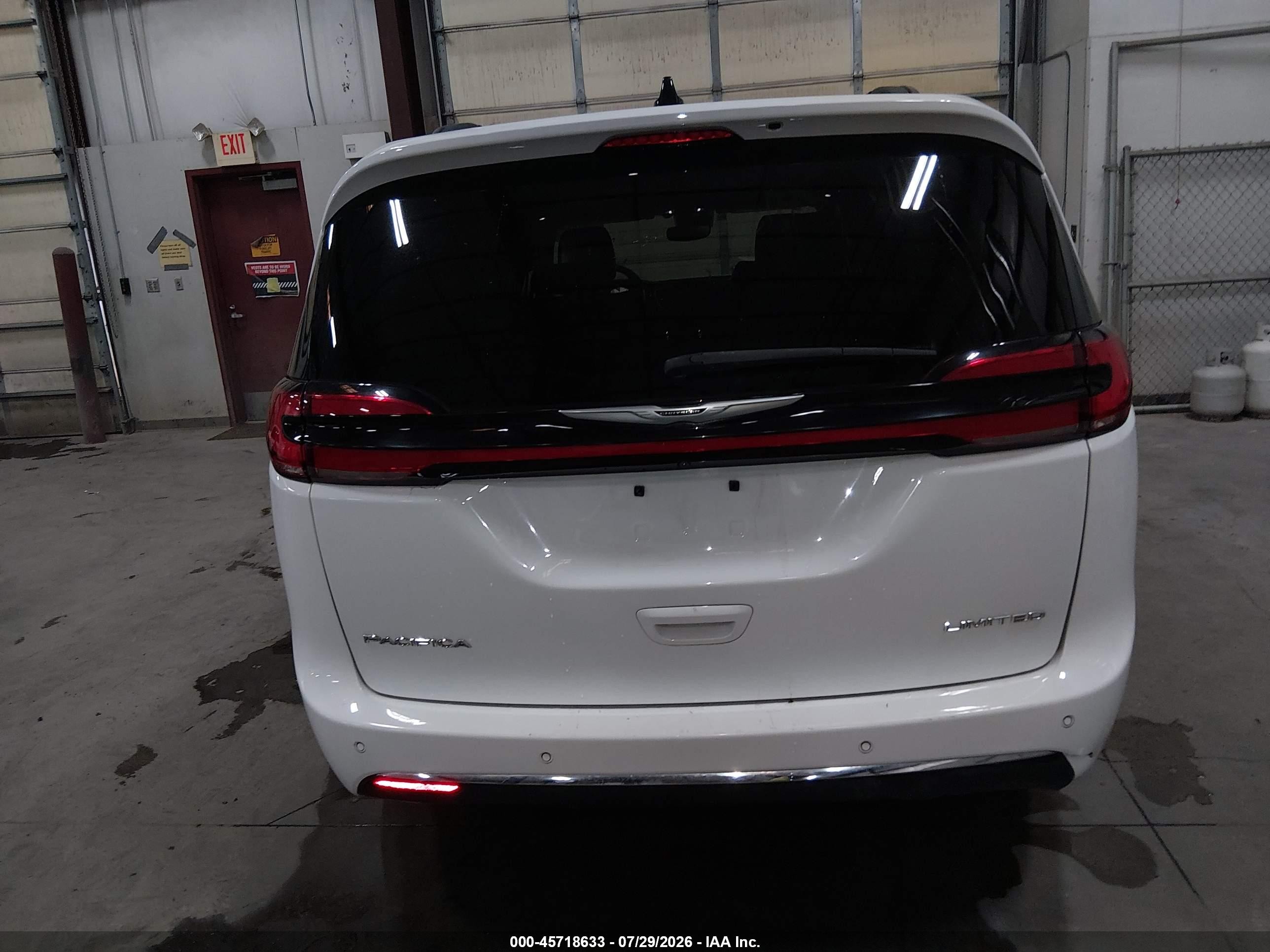 2023 Chrysler Pacifica Limited White vin: 2C4RC1GGXPR515806