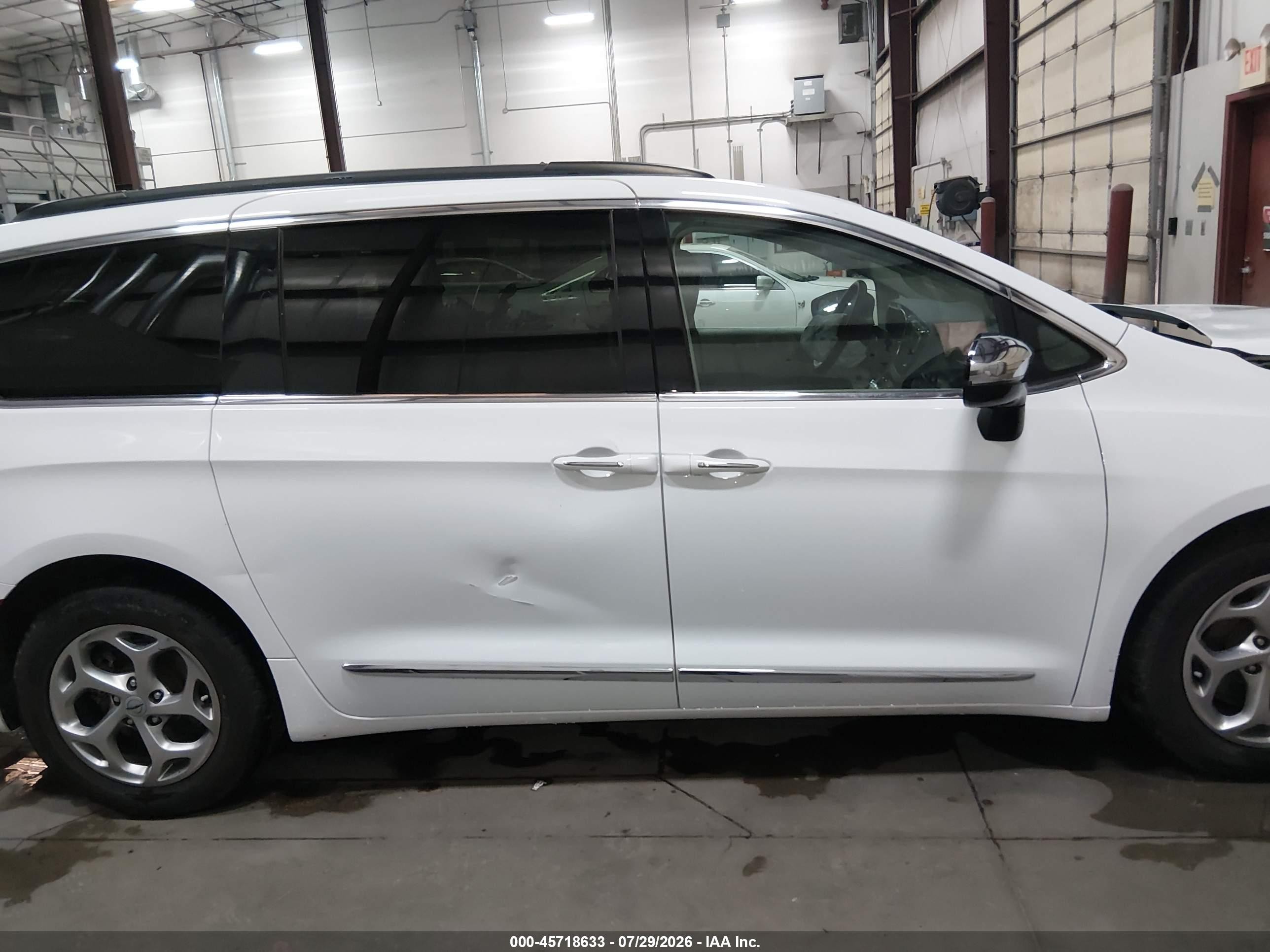 2023 Chrysler Pacifica Limited White vin: 2C4RC1GGXPR515806