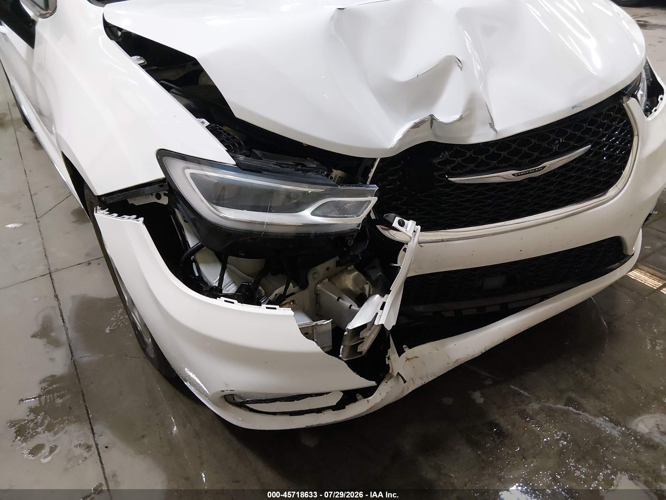 2023 Chrysler Pacifica Limited White vin: 2C4RC1GGXPR515806