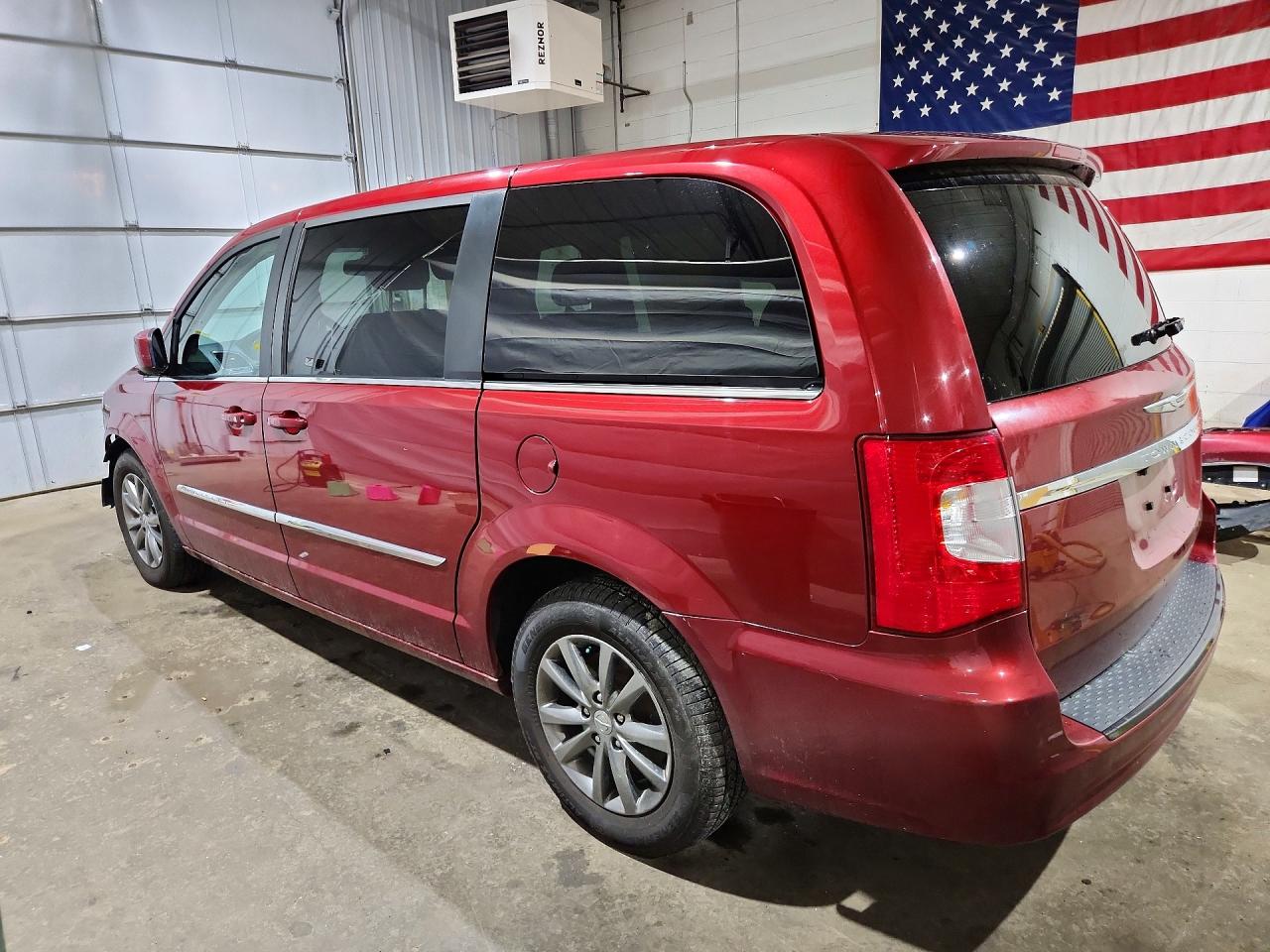 2015 Chrysler Town & Country S Бордовый vin: 2C4RC1HG0FR505914