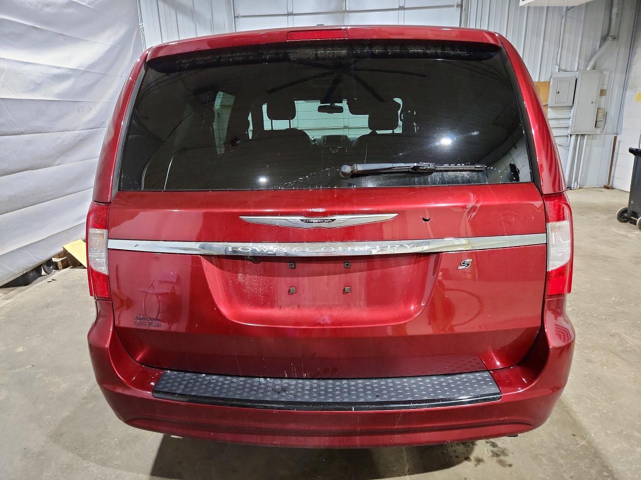2015 Chrysler Town & Country S Бордовый vin: 2C4RC1HG0FR505914