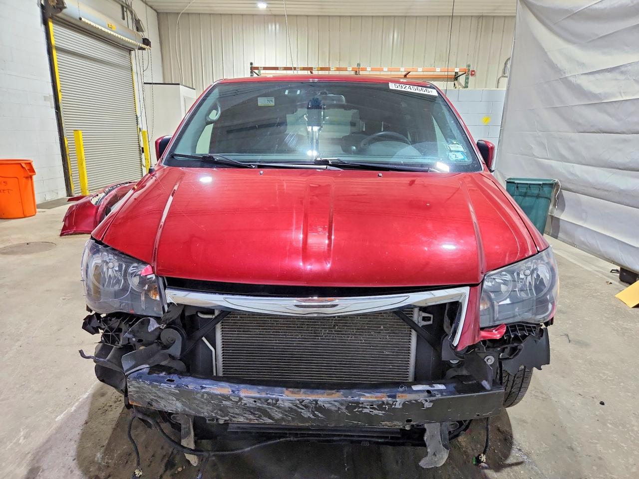 2015 Chrysler Town & Country S Бордовый vin: 2C4RC1HG0FR505914