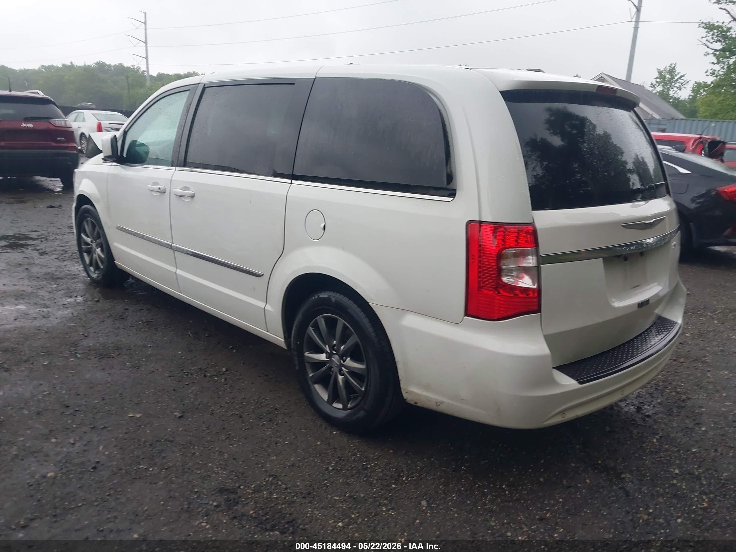2015 Chrysler Town & Country S Белый vin: 2C4RC1HG1FR620201