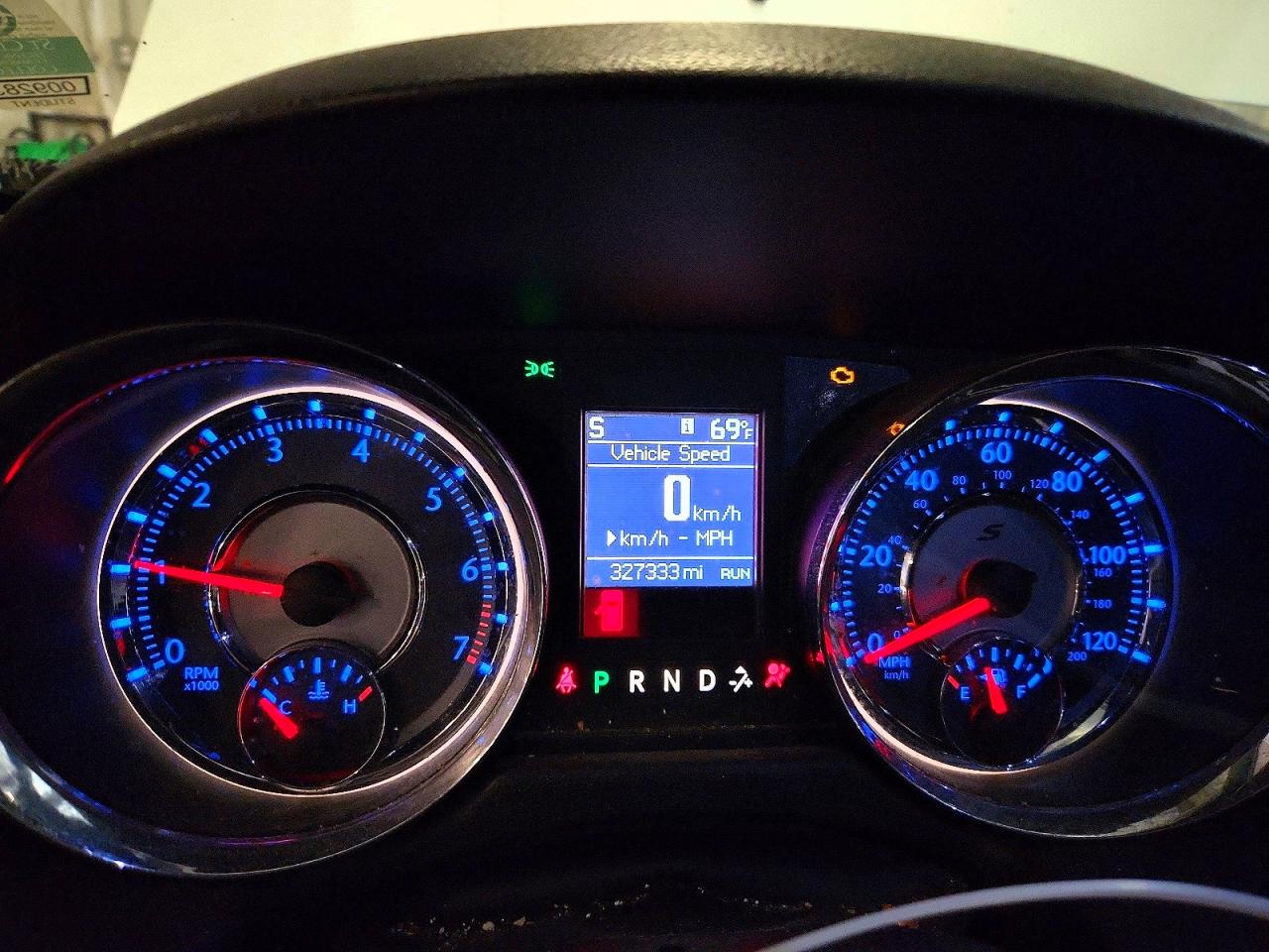 2014 Chrysler Town & Country S White vin: 2C4RC1HG2ER109210