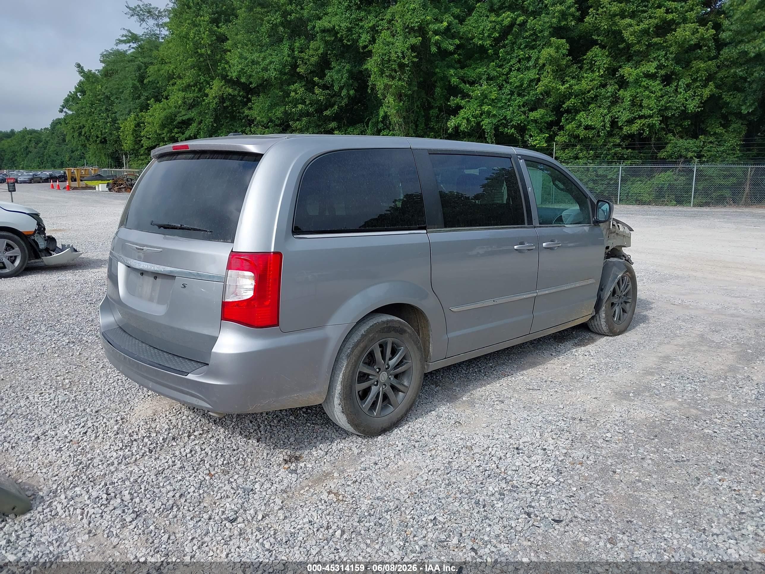 2014 Chrysler Town & Country S Silver vin: 2C4RC1HG2ER469223