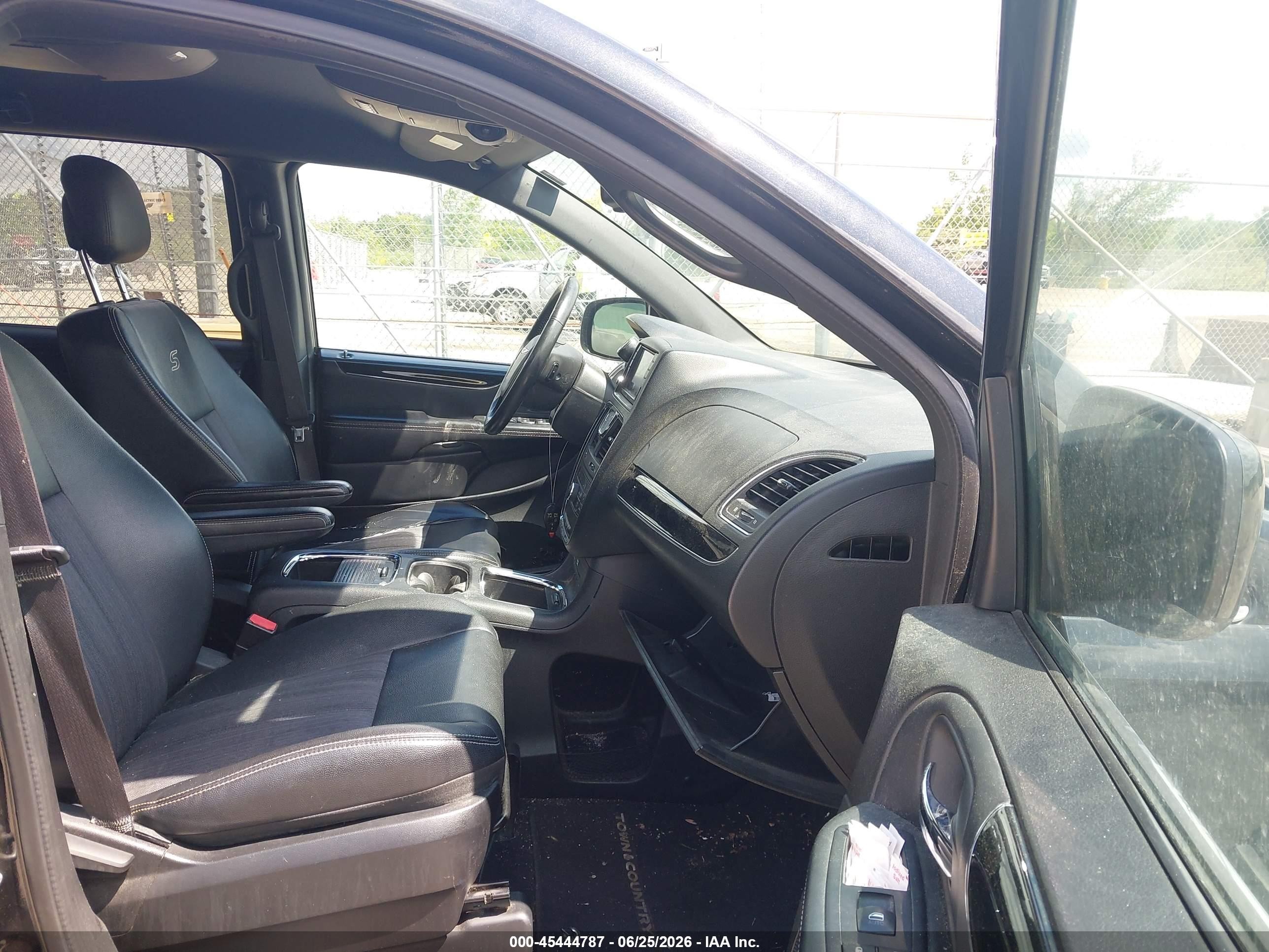 2014 Chrysler Town & Country S Black vin: 2C4RC1HG3ER197930