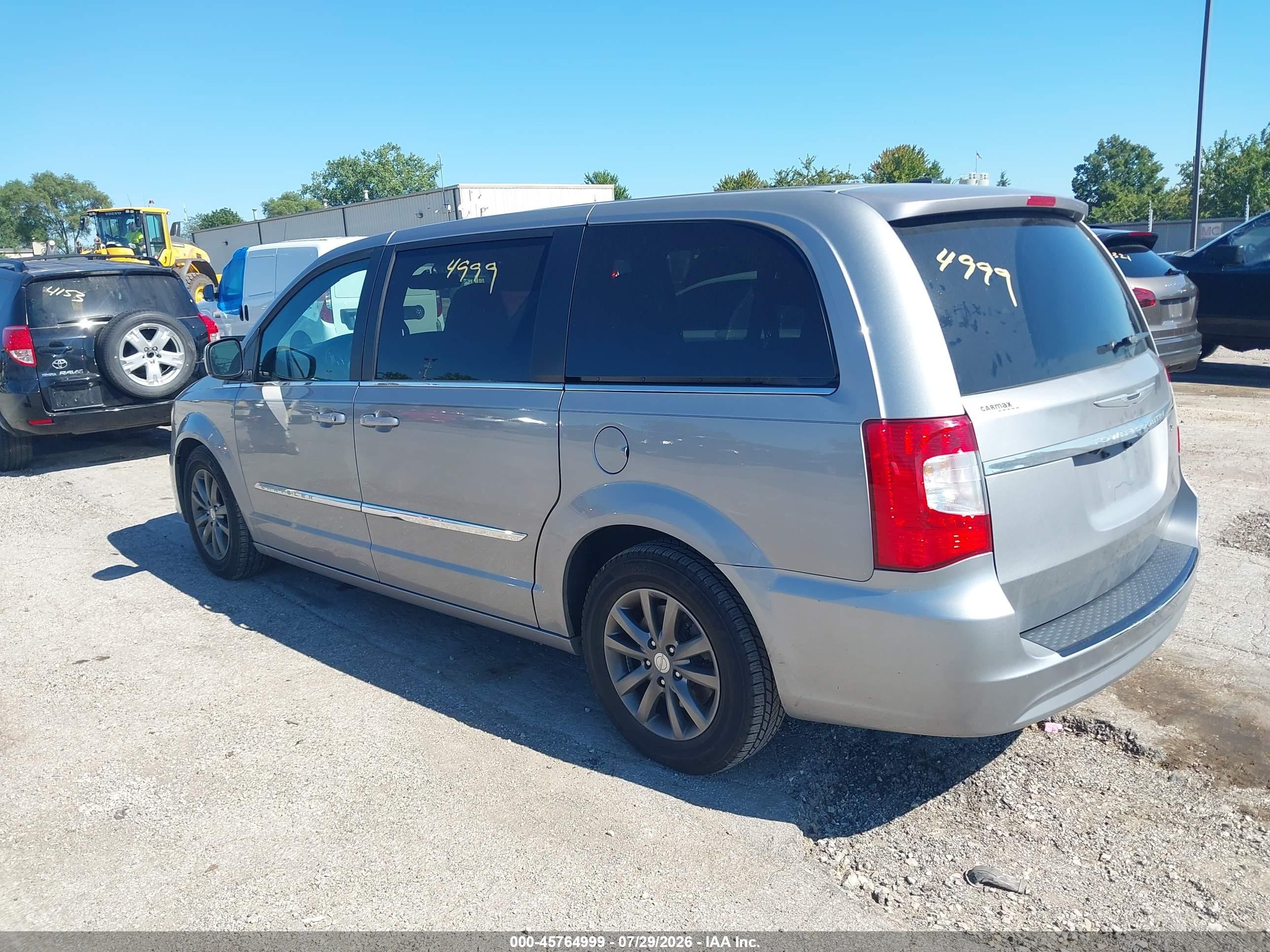 2015 Chrysler Town & Country S Серебряный vin: 2C4RC1HG3FR655872