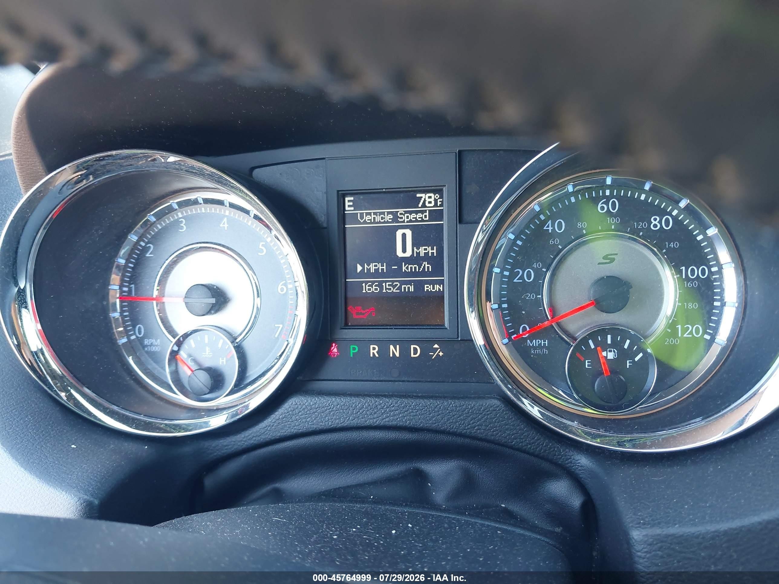 2015 Chrysler Town & Country S Серебряный vin: 2C4RC1HG3FR655872