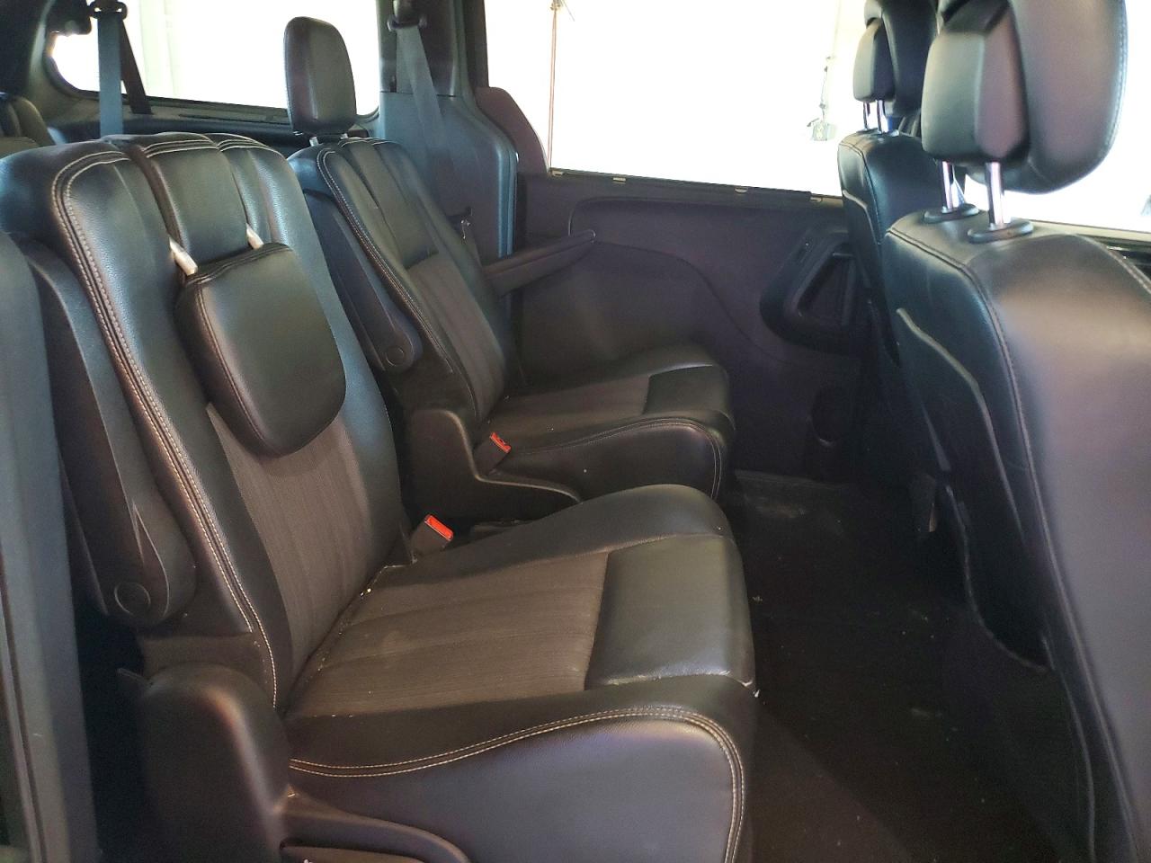 2014 Chrysler Town & Country S Черный vin: 2C4RC1HG4ER108964