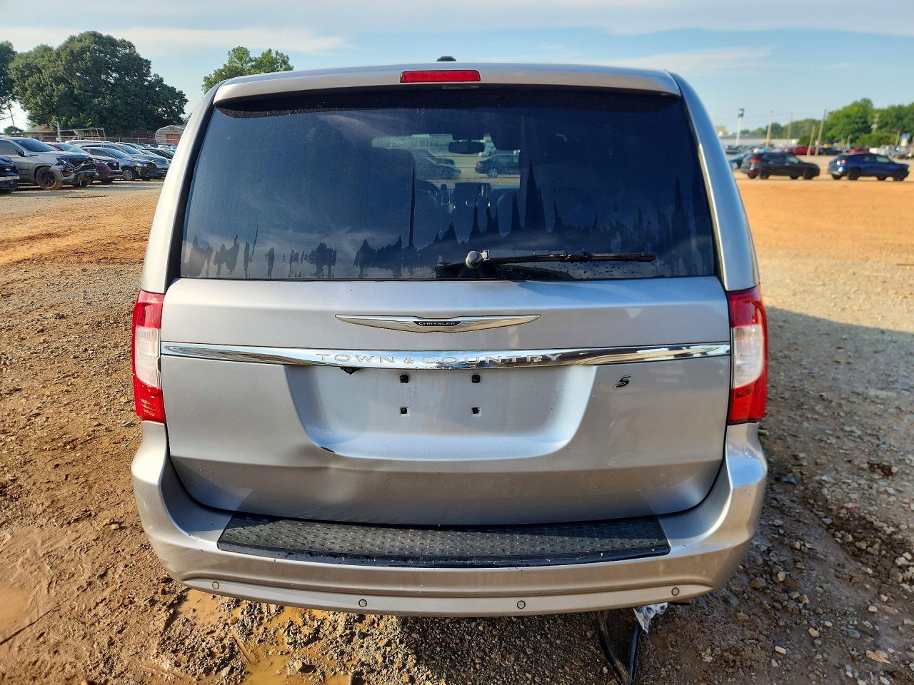 2014 Chrysler Town & Country S Silver vin: 2C4RC1HG4ER132651