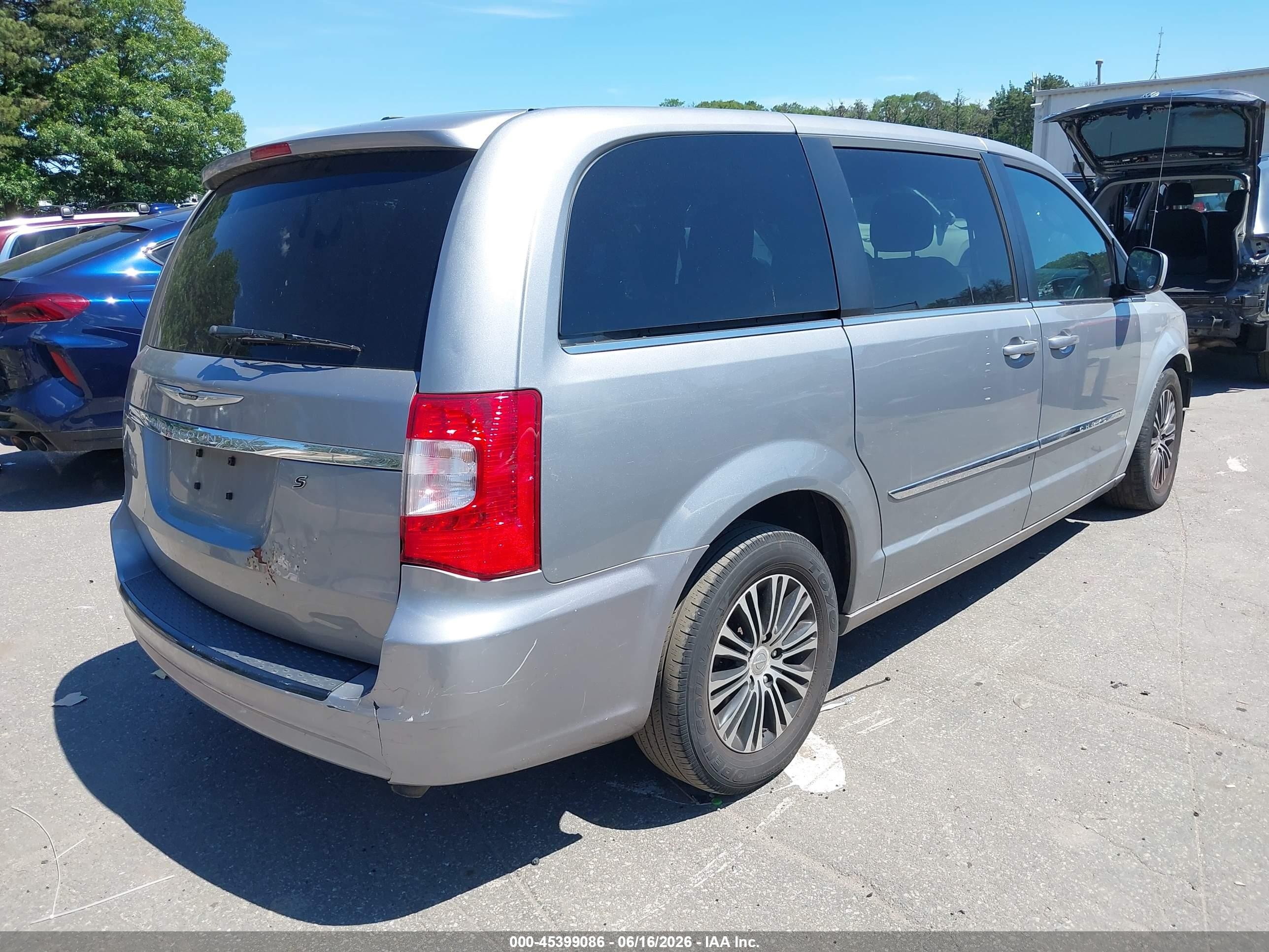 2014 Chrysler Town & Country S Gray vin: 2C4RC1HG4ER177850