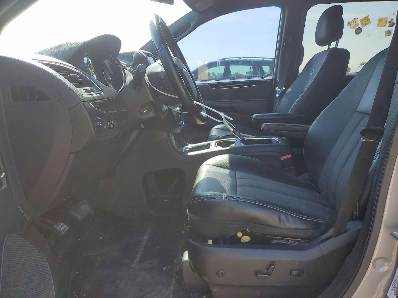 2014 Chrysler Town & Country S Silver vin: 2C4RC1HG4ER361007