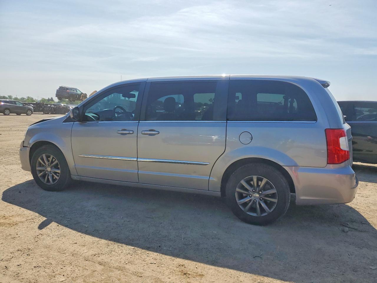 2014 Chrysler Town & Country S Silver vin: 2C4RC1HG4ER361007