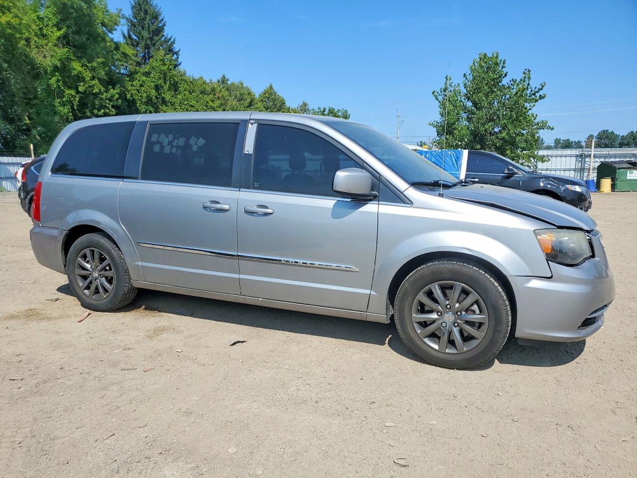 2014 Chrysler Town & Country S Silver vin: 2C4RC1HG4ER361007