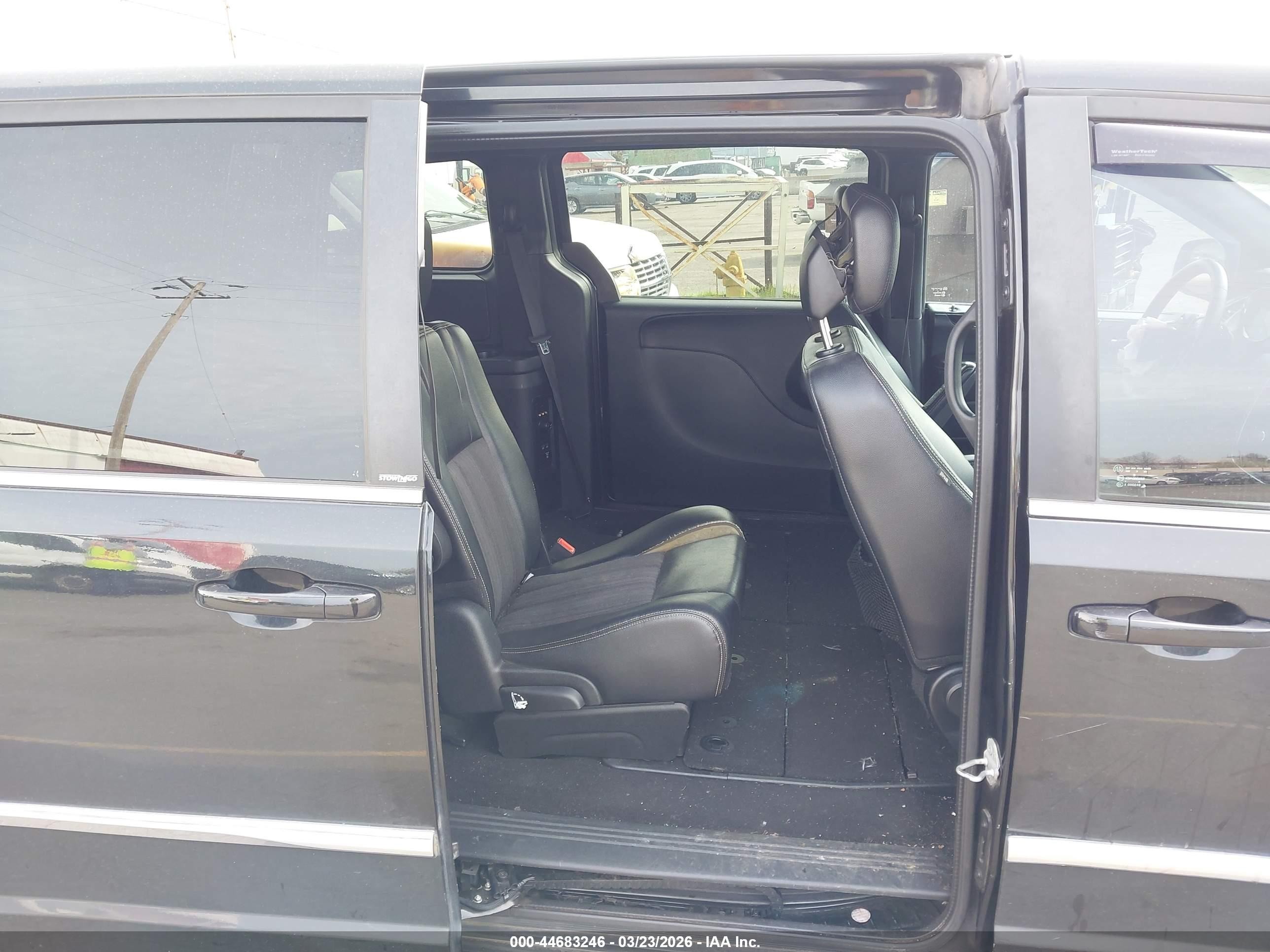 2014 Chrysler Town & Country S Black vin: 2C4RC1HG8ER174496