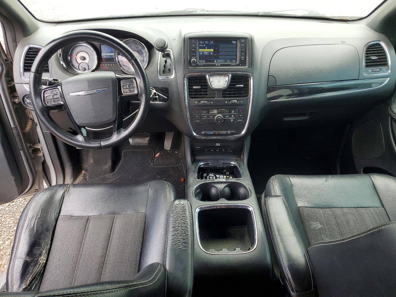 2014 Chrysler Town & Country S Silver vin: 2C4RC1HG8ER174563