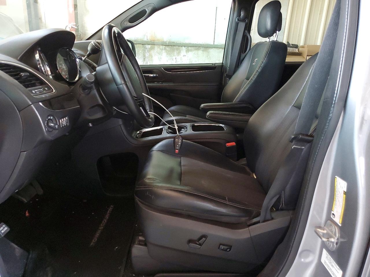 2014 Chrysler Town & Country S Silver vin: 2C4RC1HG8ER174563