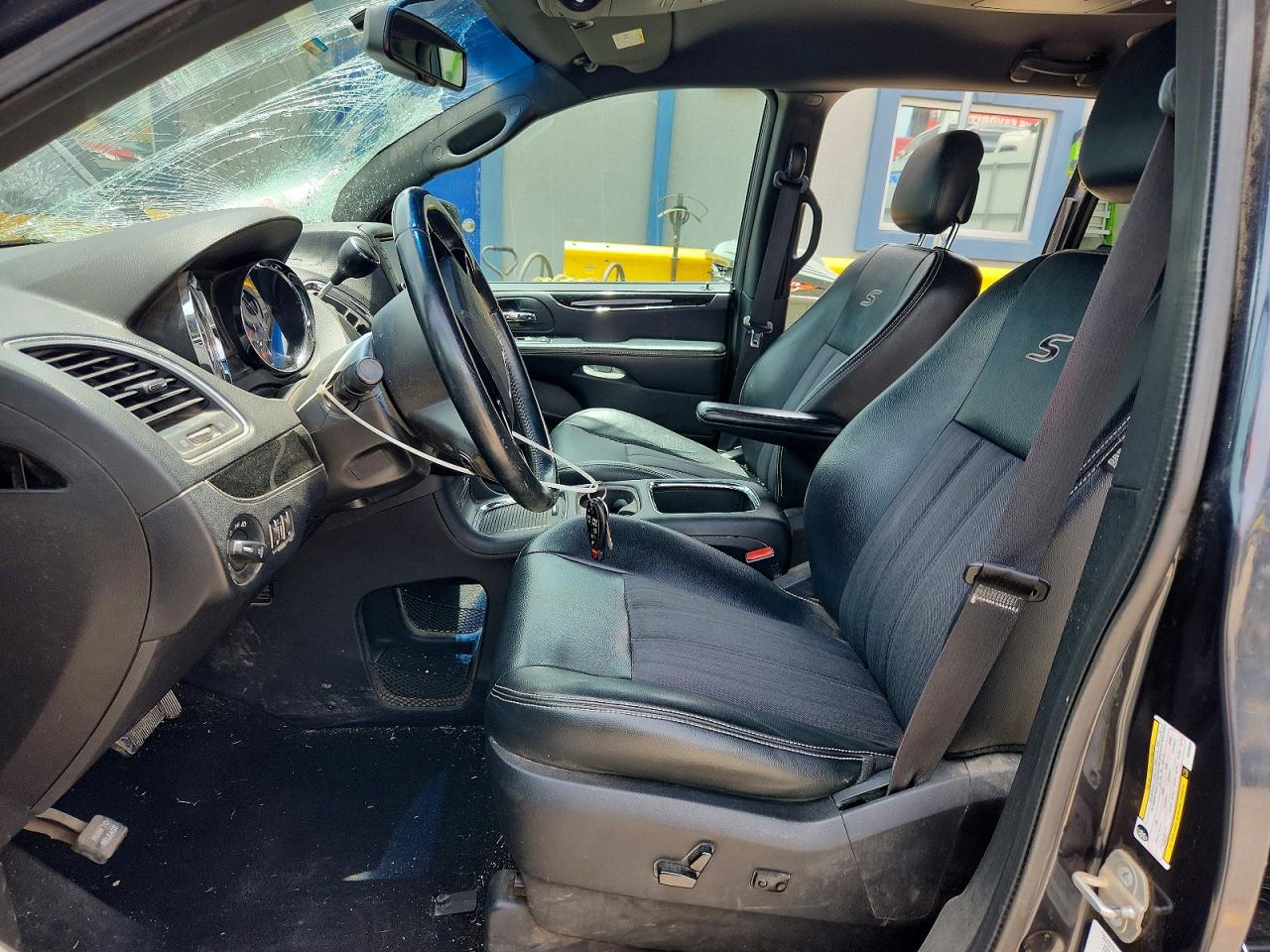 2014 Chrysler Town & Country S Blue vin: 2C4RC1HG8ER258835