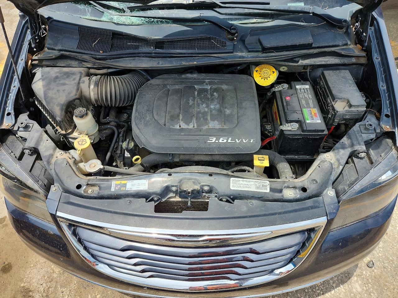 2014 Chrysler Town & Country S Blue vin: 2C4RC1HG8ER258835