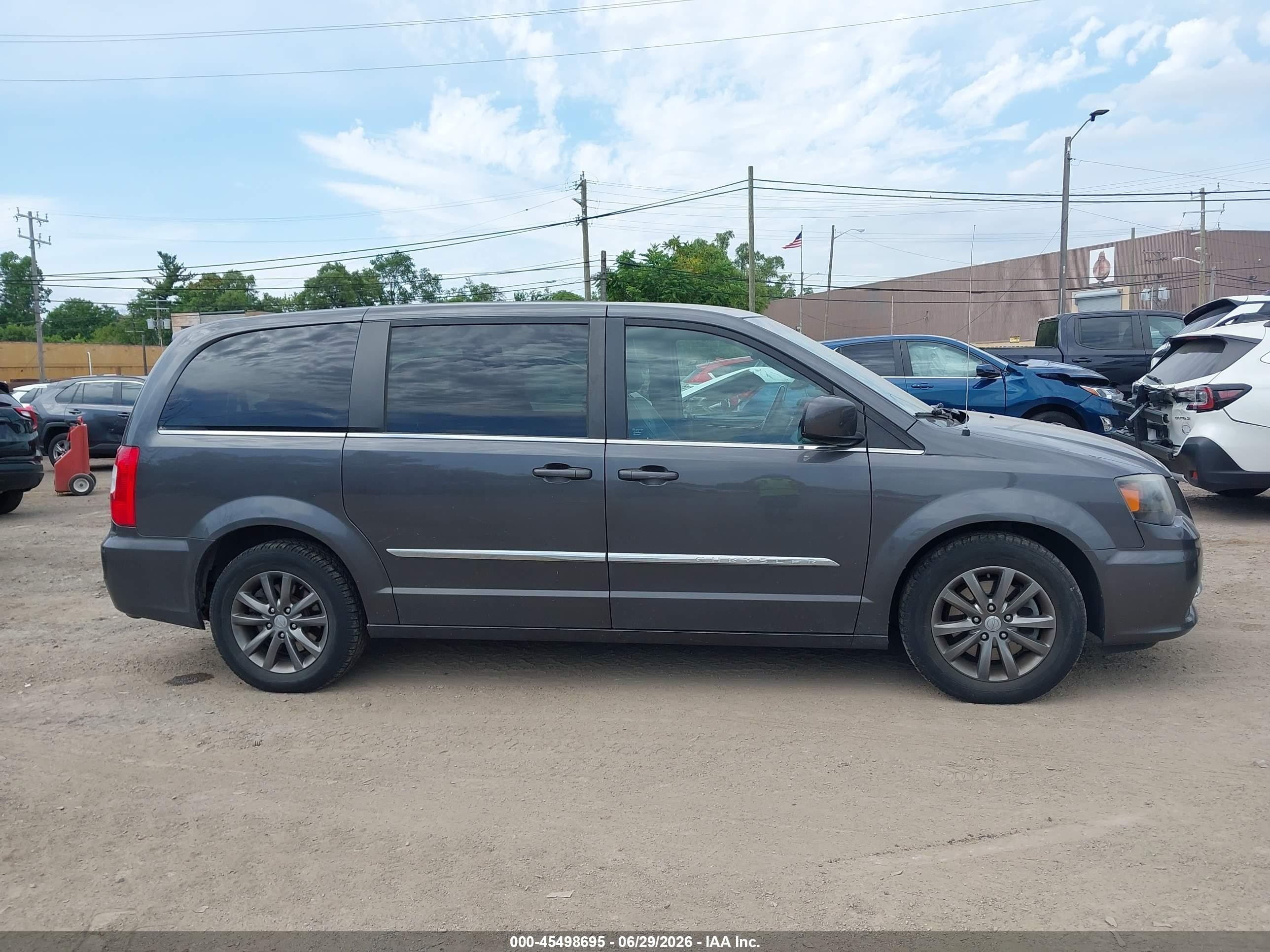 2015 Chrysler Town & Country S Gray vin: 2C4RC1HG8FR521617
