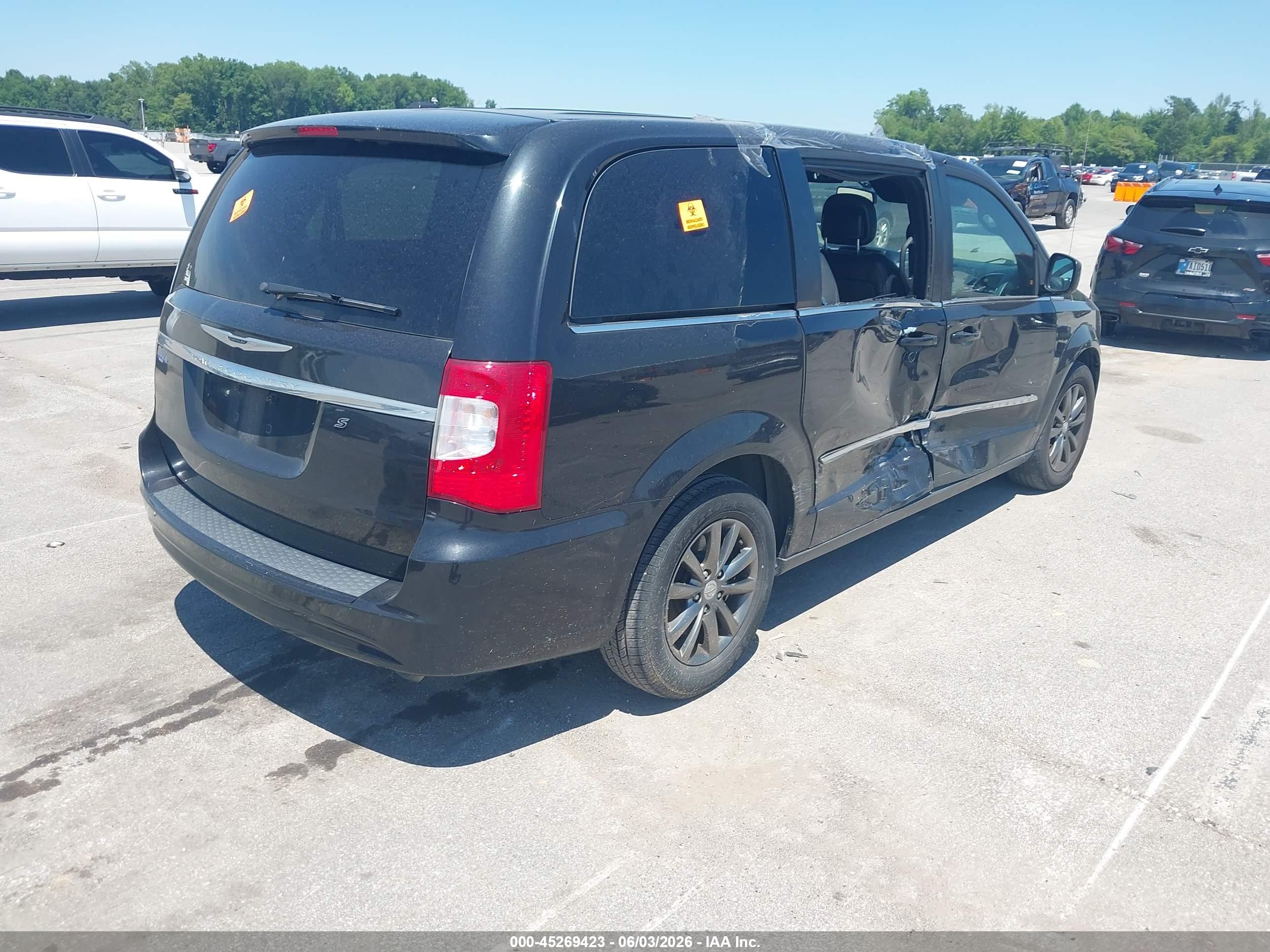 2015 Chrysler Town & Country S Black vin: 2C4RC1HG8FR574012