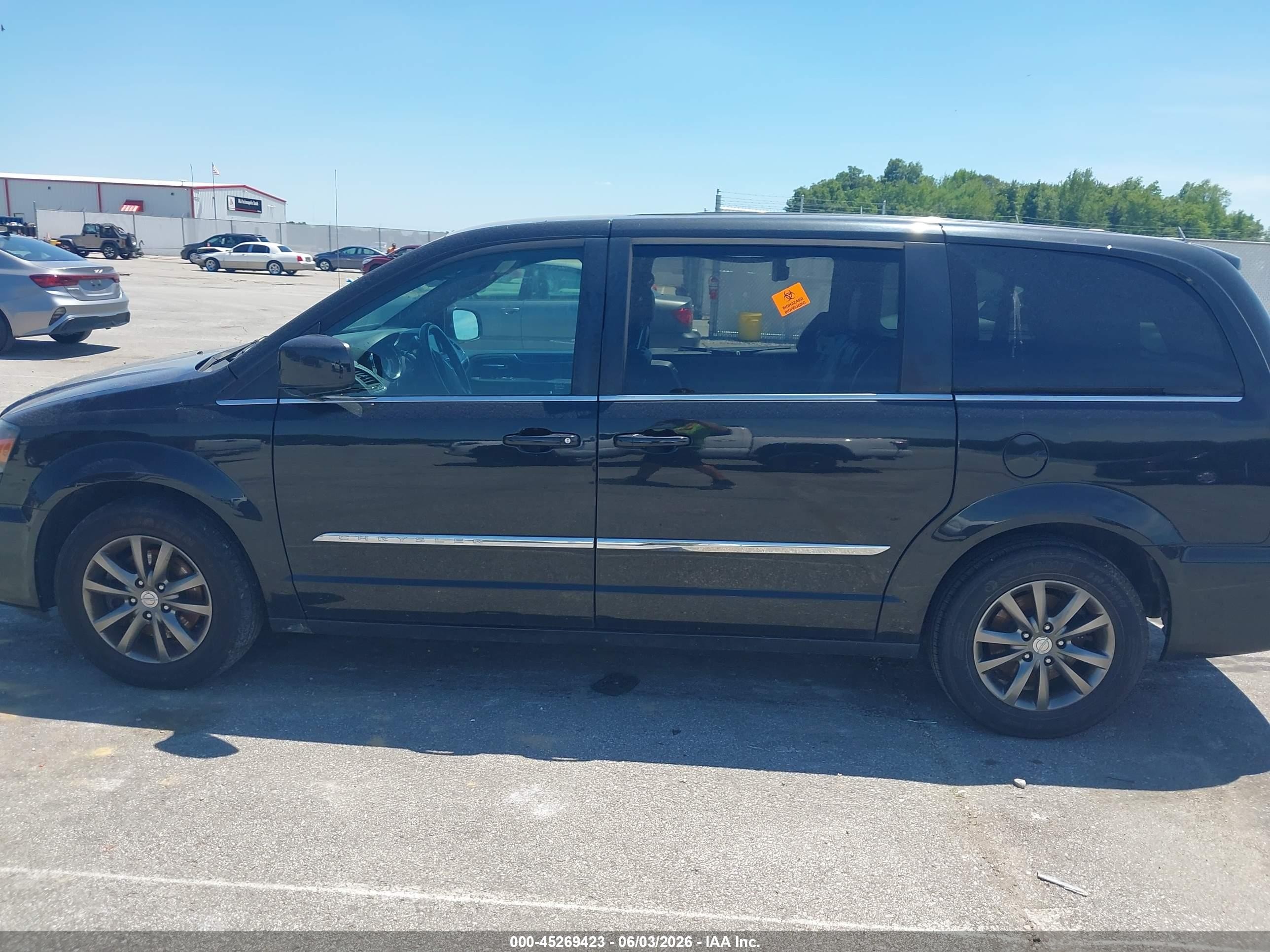2015 Chrysler Town & Country S Black vin: 2C4RC1HG8FR574012