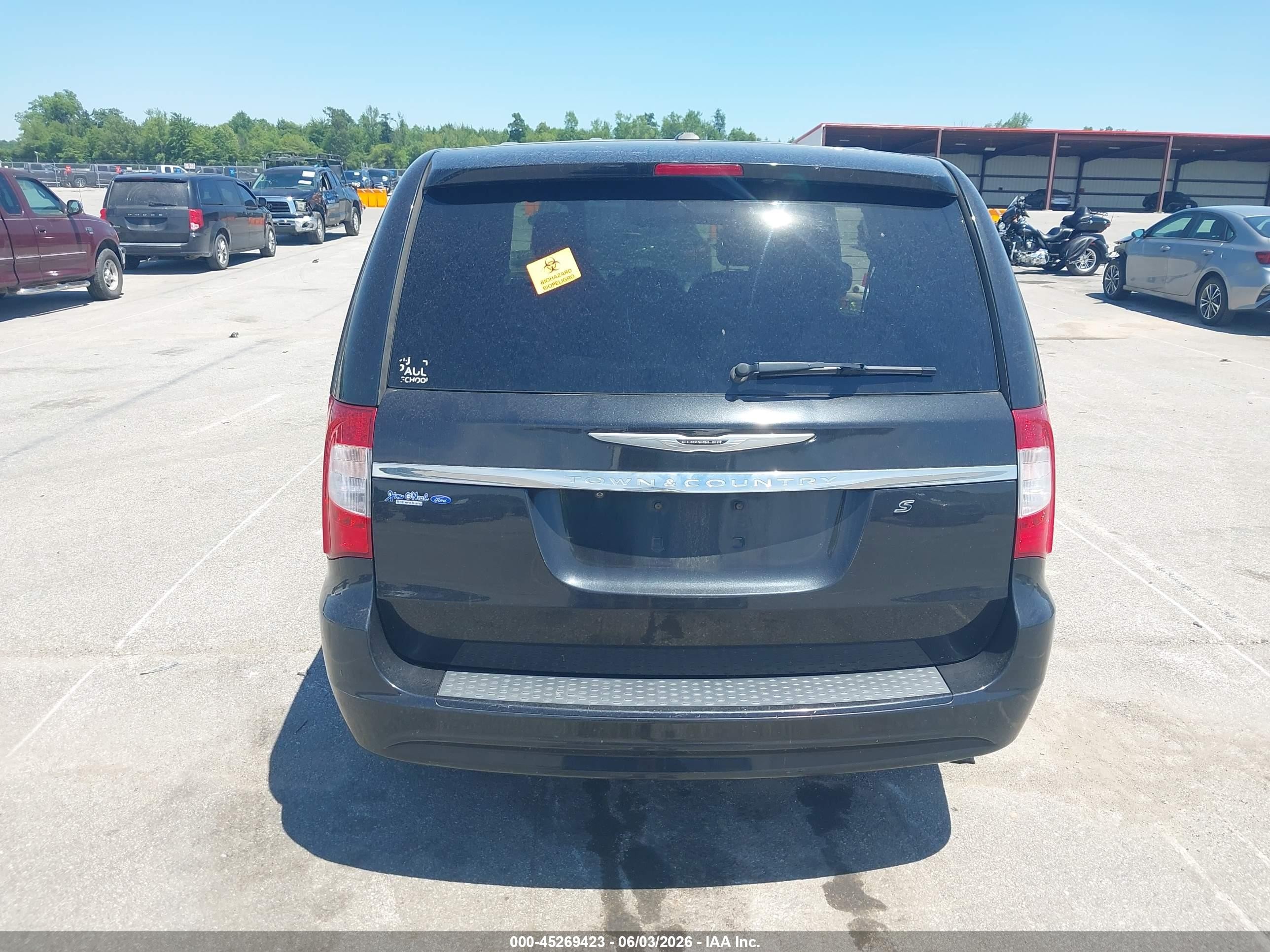 2015 Chrysler Town & Country S Black vin: 2C4RC1HG8FR574012