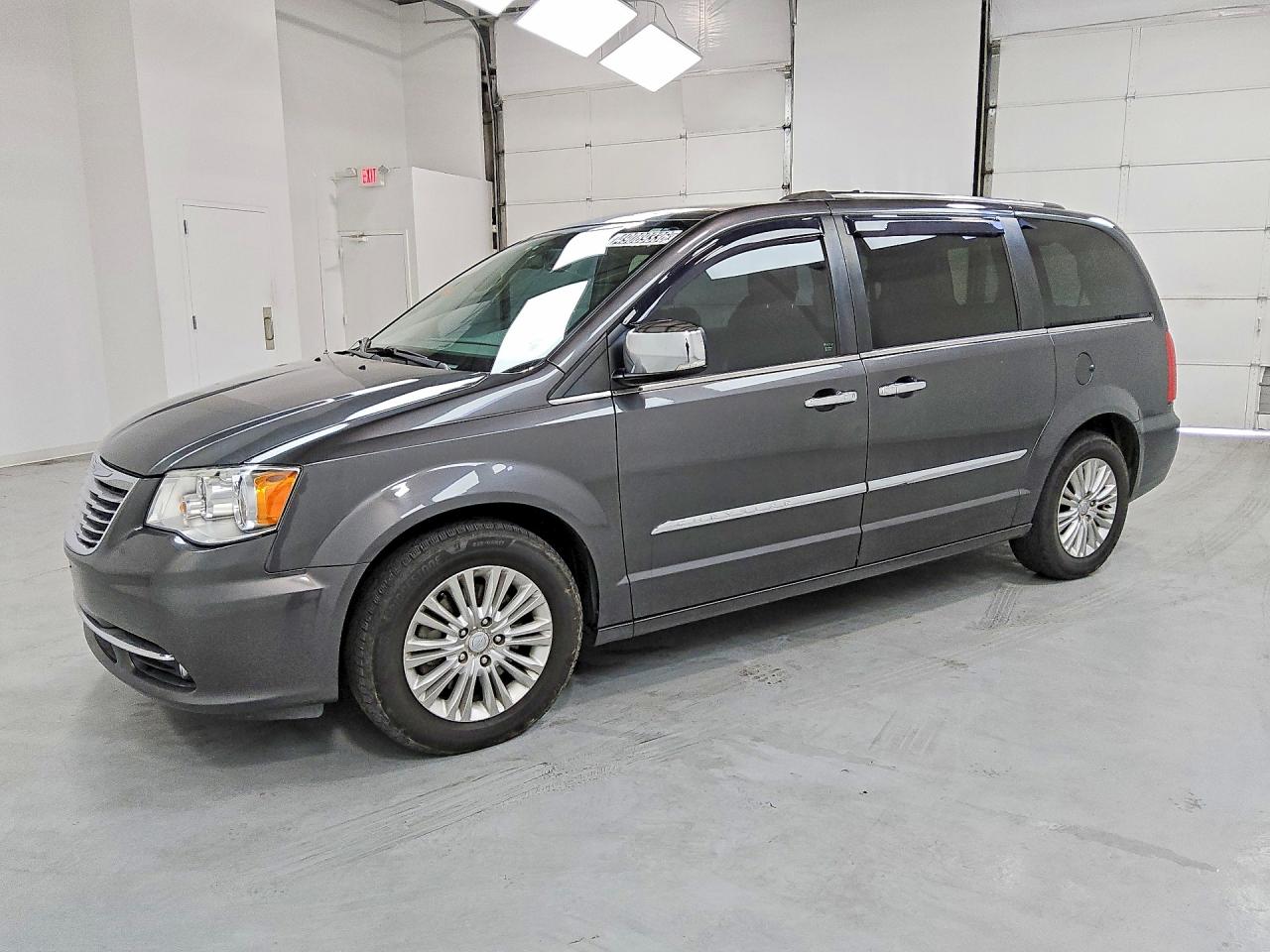 2015 Chrysler Town & Country Limited Gray vin: 2C4RC1JG0FR742221