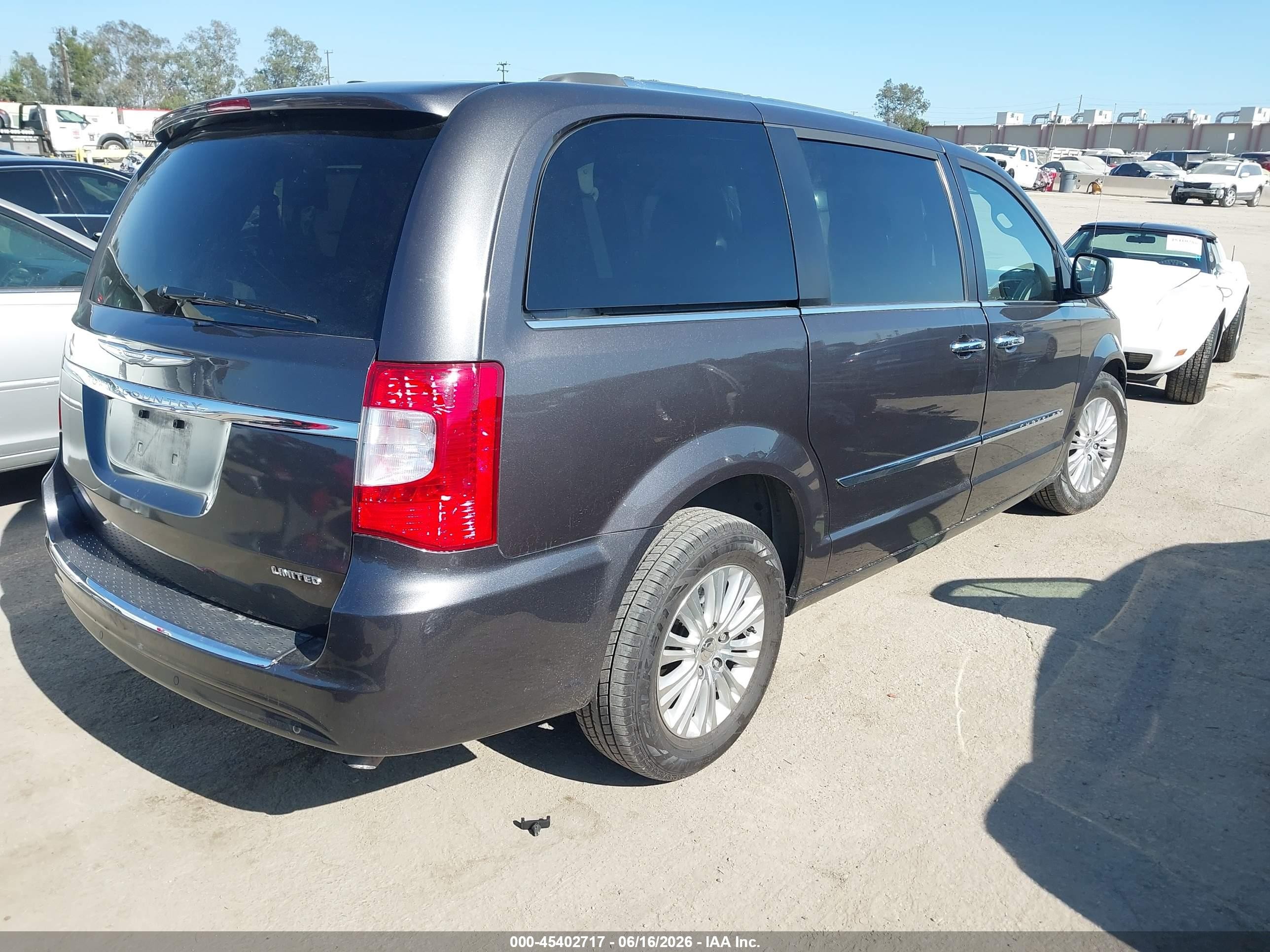 2015 Chrysler Town & Country Limited Серый vin: 2C4RC1JG1FR726805