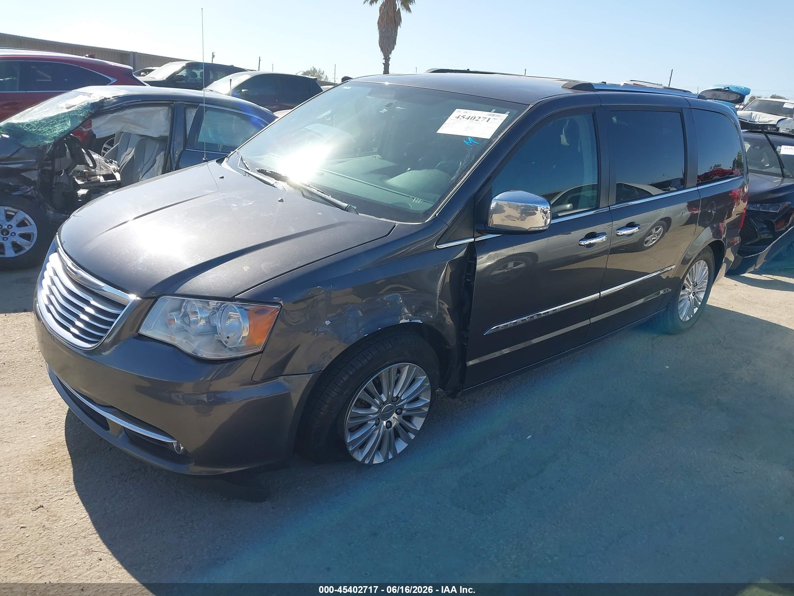 2015 Chrysler Town & Country Limited Серый vin: 2C4RC1JG1FR726805