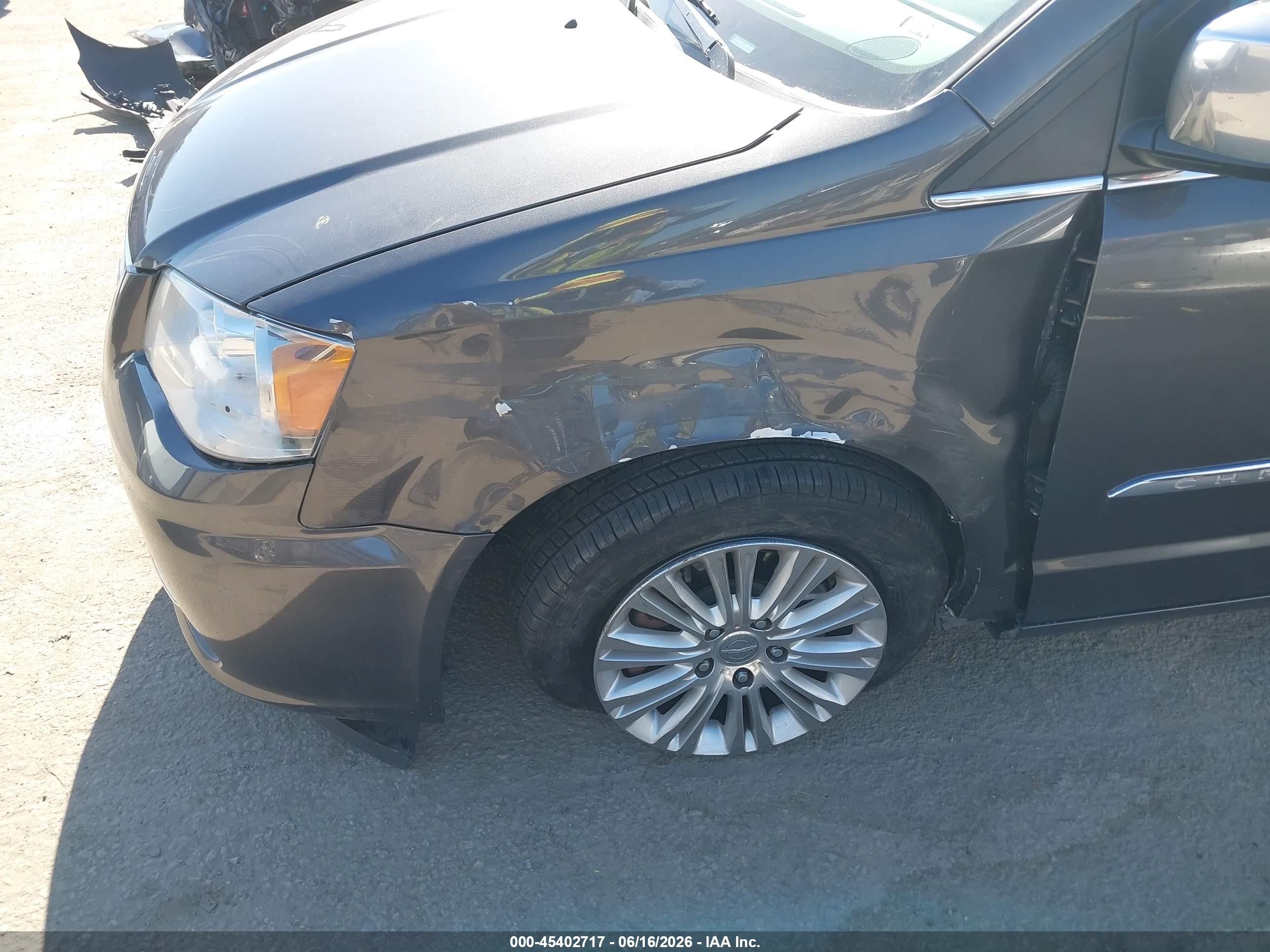 2015 Chrysler Town & Country Limited Серый vin: 2C4RC1JG1FR726805