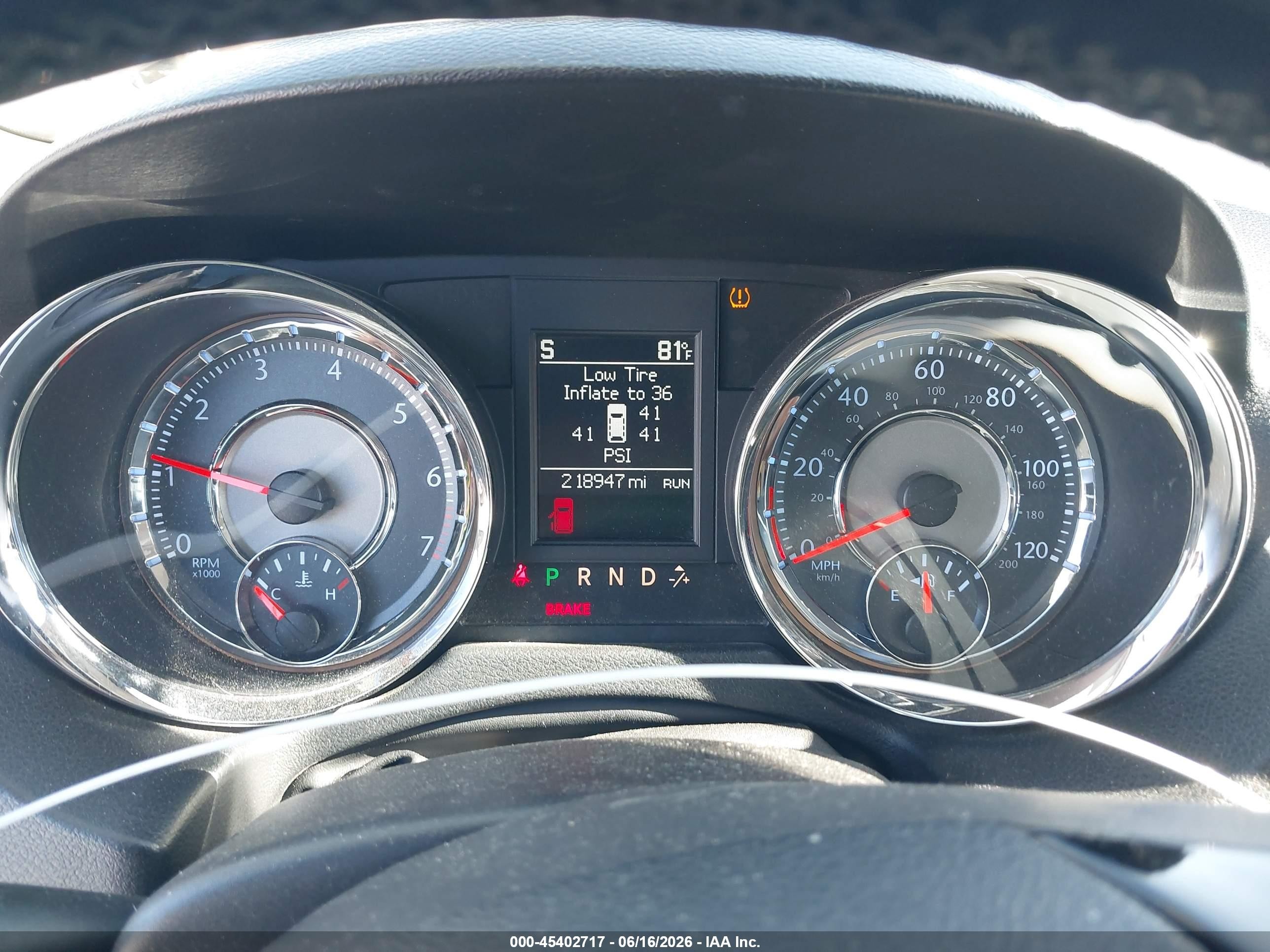 2015 Chrysler Town & Country Limited Серый vin: 2C4RC1JG1FR726805