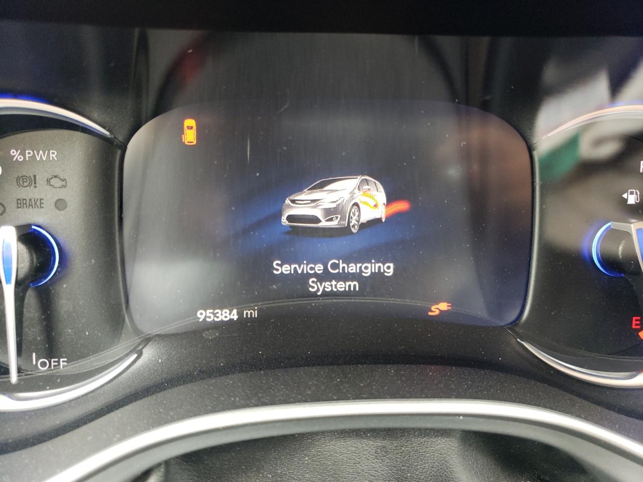 2018 Chrysler Pacifica Hybrid Touring L White vin: 2C4RC1L76JR129512