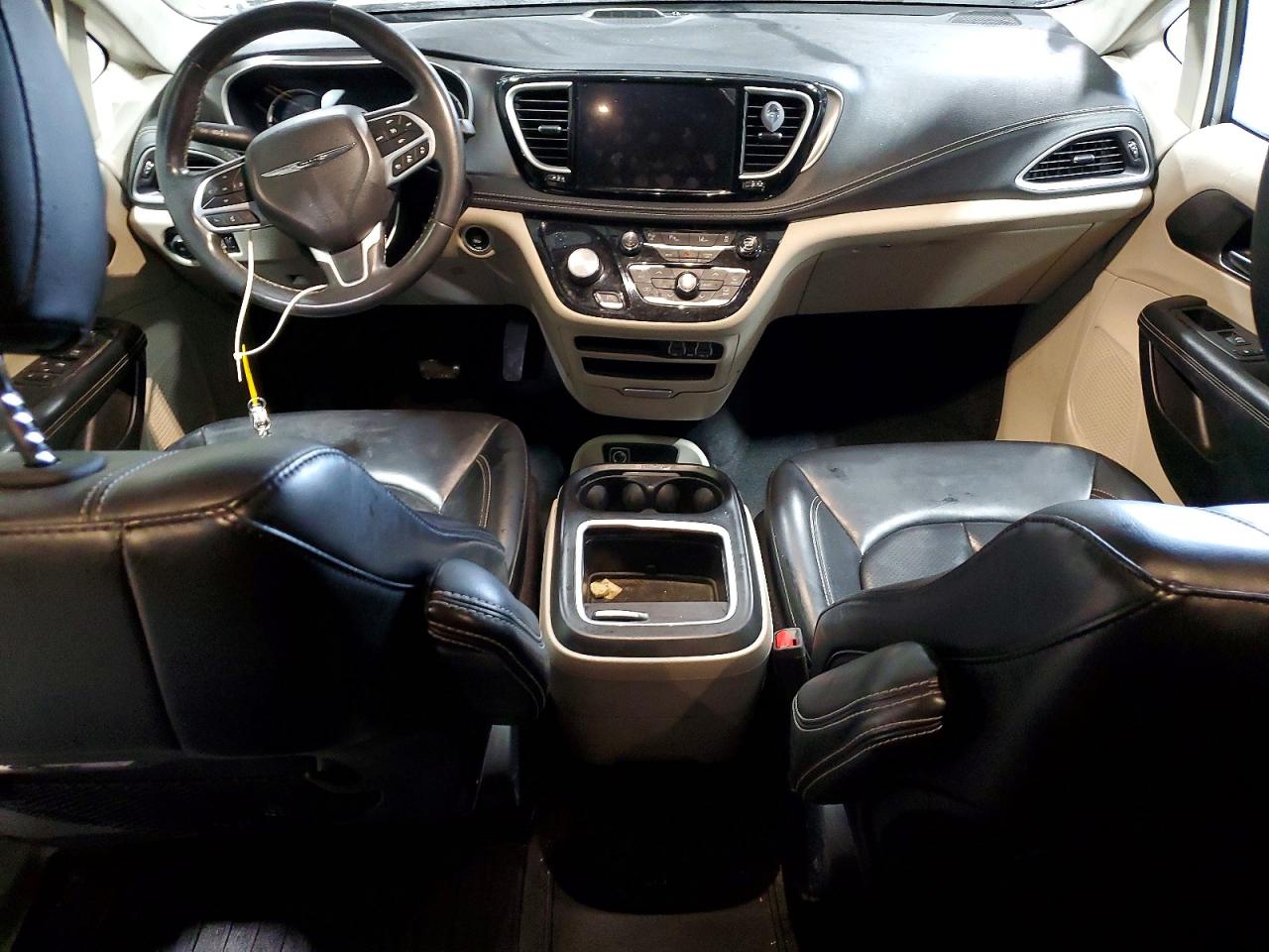2023 Chrysler Pacifica Hybrid Touring L Silver vin: 2C4RC1L77PR527403