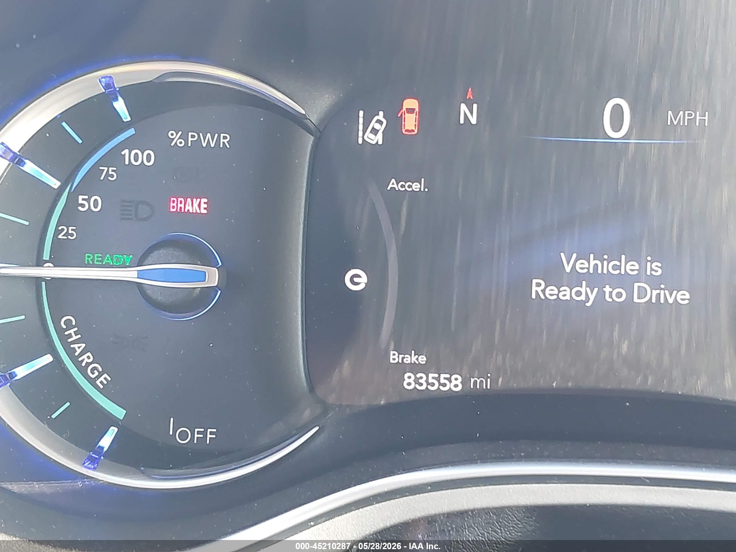 2017 Chrysler Pacifica Hybrid Platinum White vin: 2C4RC1N70HR709488
