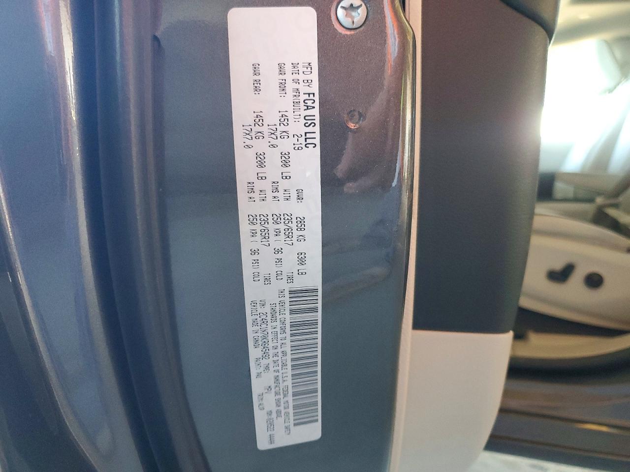 2019 Chrysler Pacifica Hybrid Limited Gray vin: 2C4RC1N70KR645492