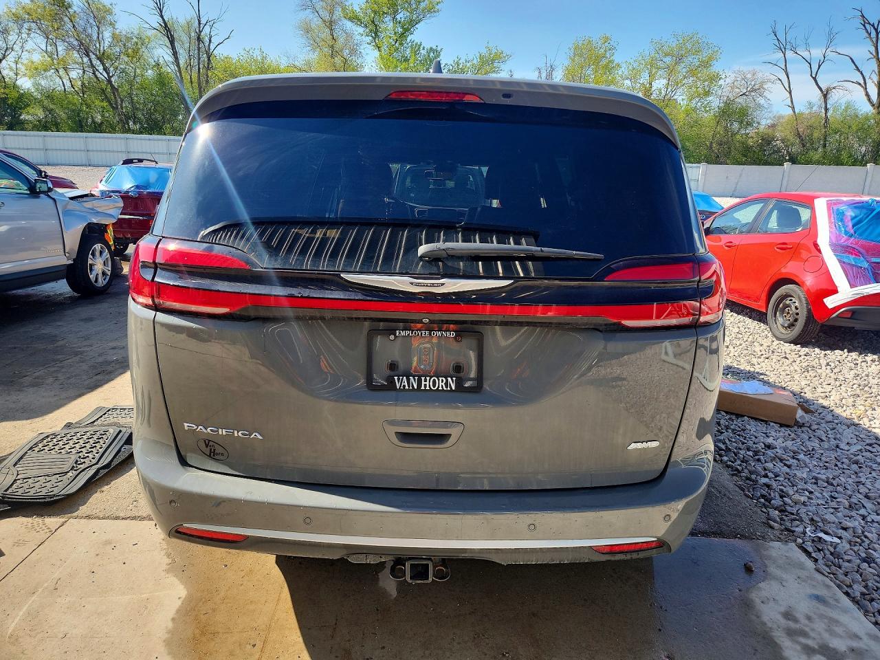 2021 Chrysler Pacifica Pinnacle Gray vin: 2C4RC3PG1MR569275
