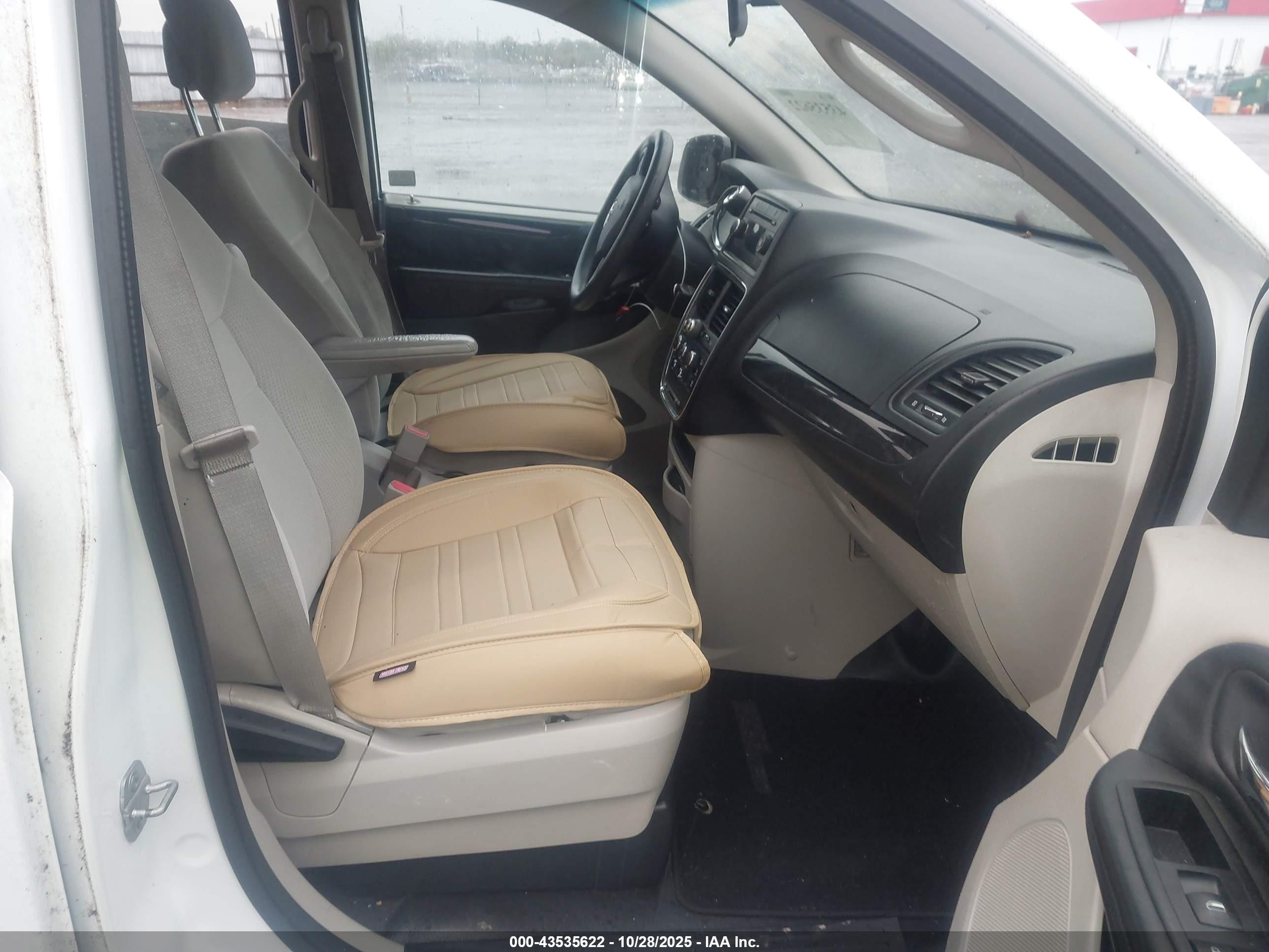 2014 Dodge Grand Caravan Se Белый vin: 2C4RDGBG0ER140464