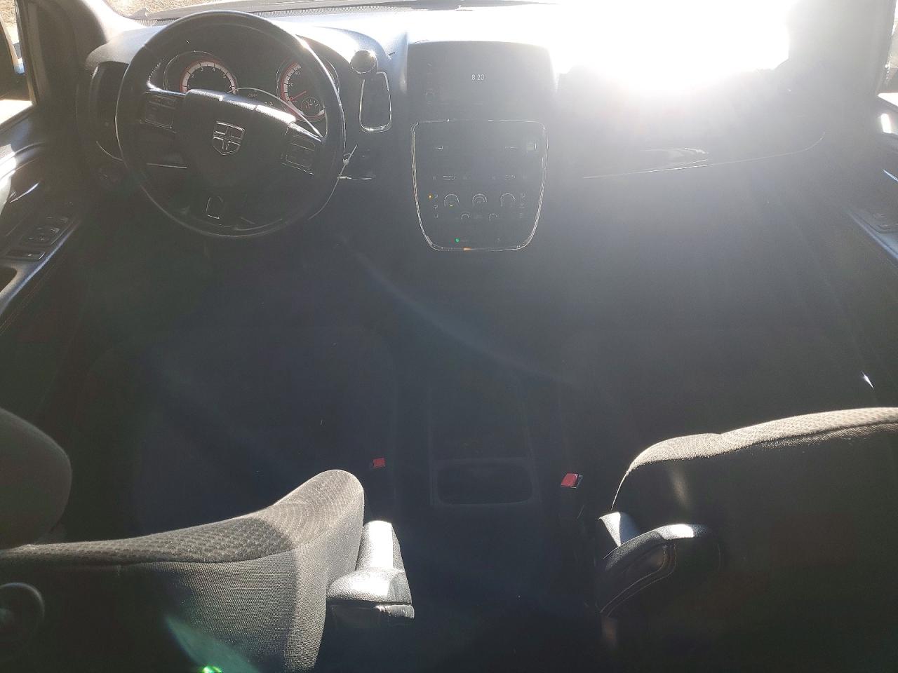 2018 Dodge Grand Caravan Se Серый vin: 2C4RDGBG0JR201130